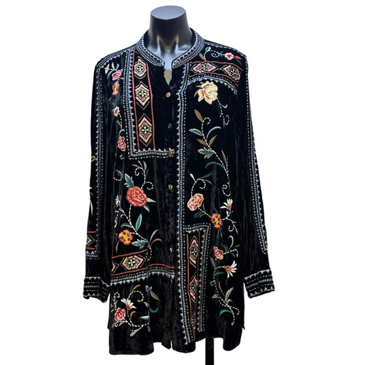 John Mark Black Velvet Embroidered Floral Button-Down Blouse With Patterned Back M