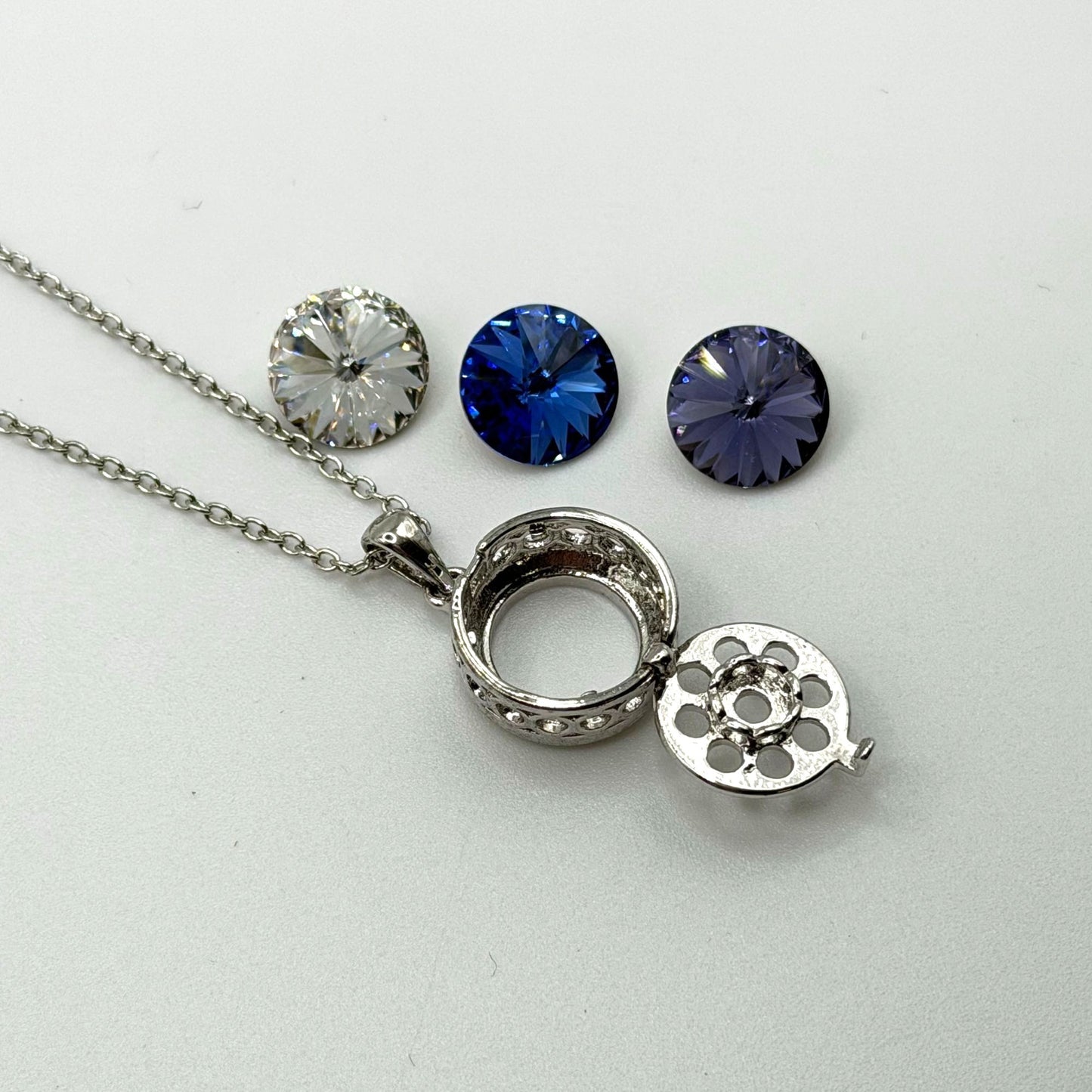 NWT Illuminaire Silver Plated Necklace With Interchangeable Swarovski Elements Pendant