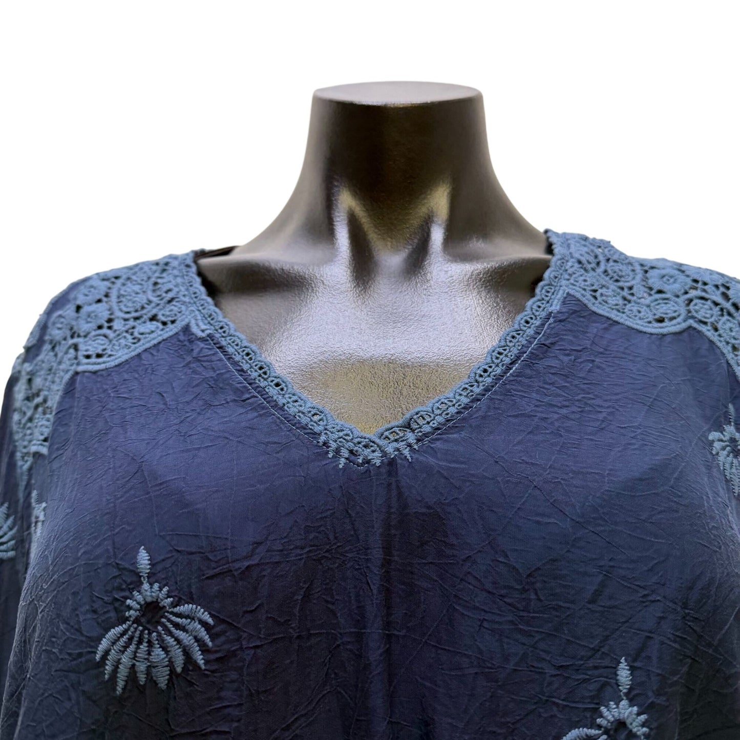 Johnny Was Blue Embroidered Tunic Blouse M