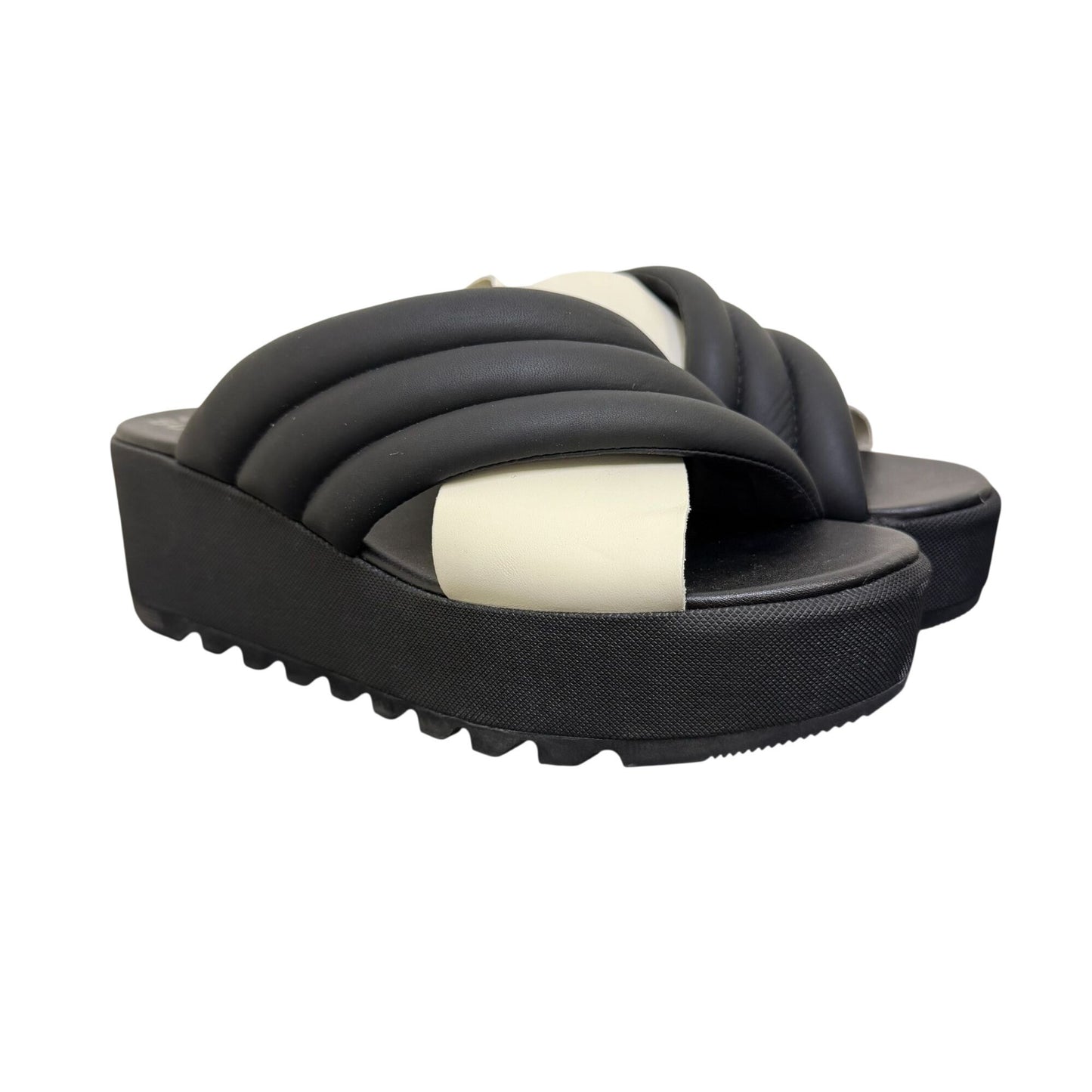 Sorel Black & White Crisscross Platform Sandals Size 7