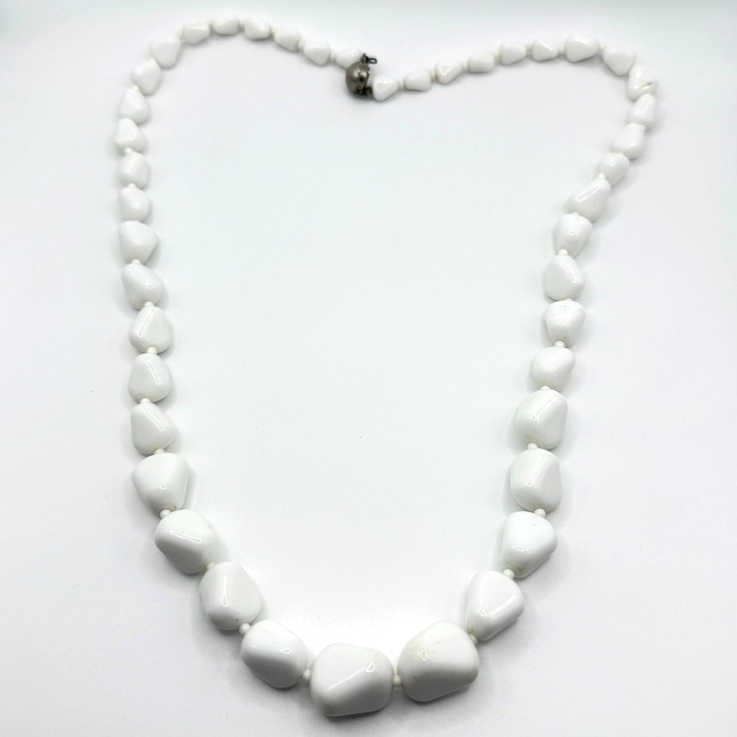 Vintage Alice Caviness White Beaded Necklace With Silver-Tone Clasp