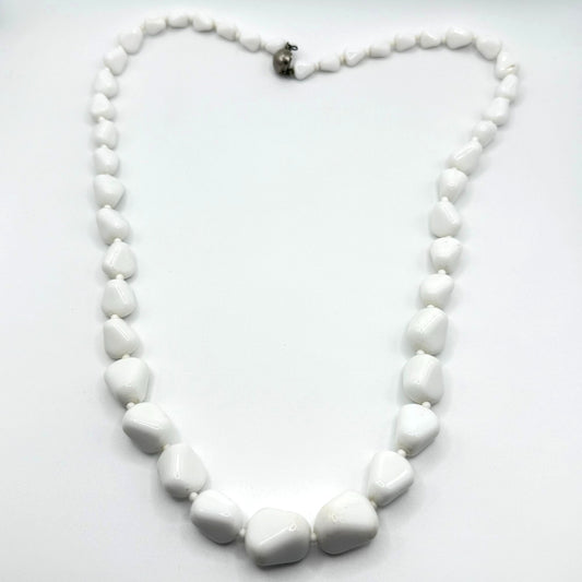 Vintage Alice Caviness White Beaded Necklace With Silver-Tone Clasp