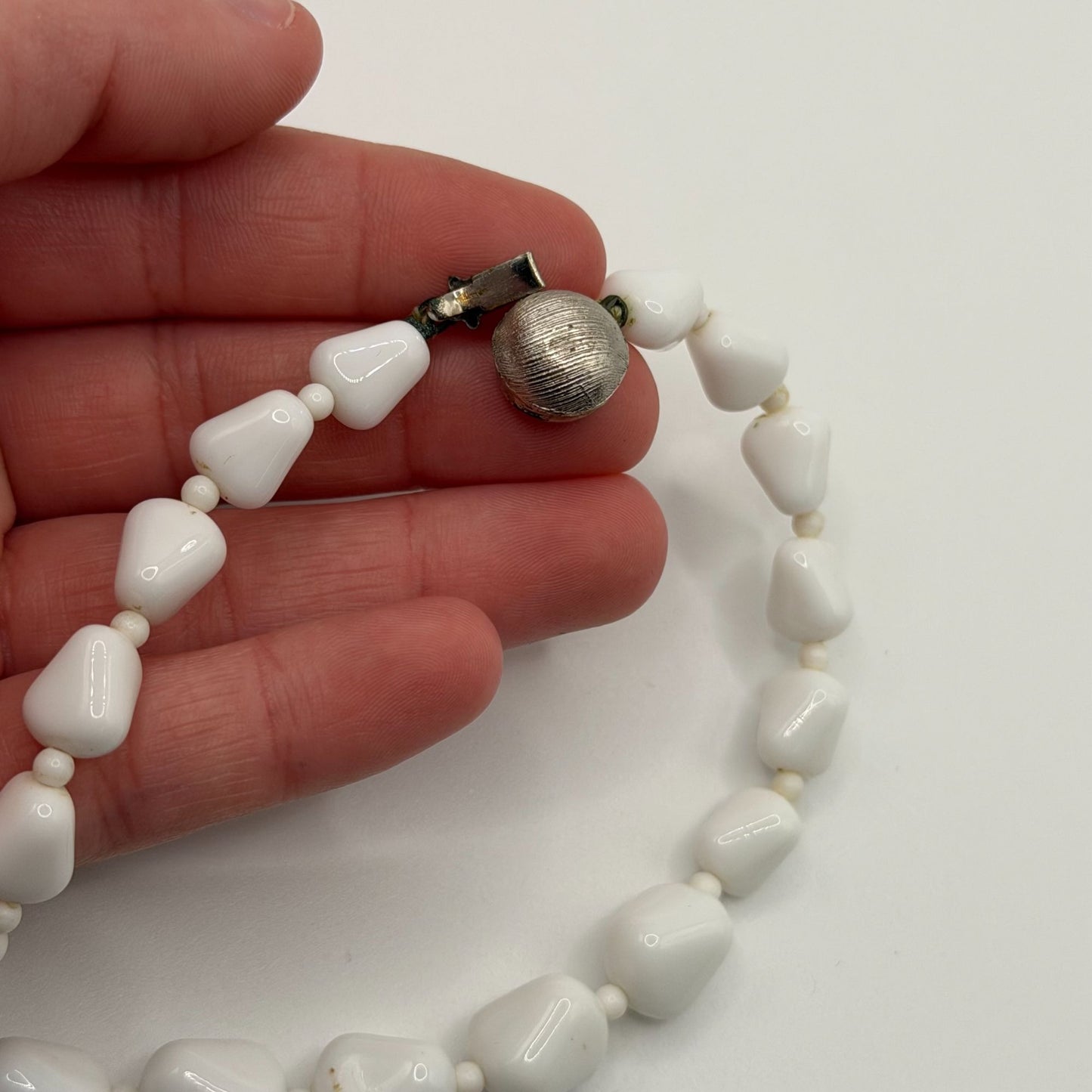 Vintage Alice Caviness White Beaded Necklace With Silver-Tone Clasp