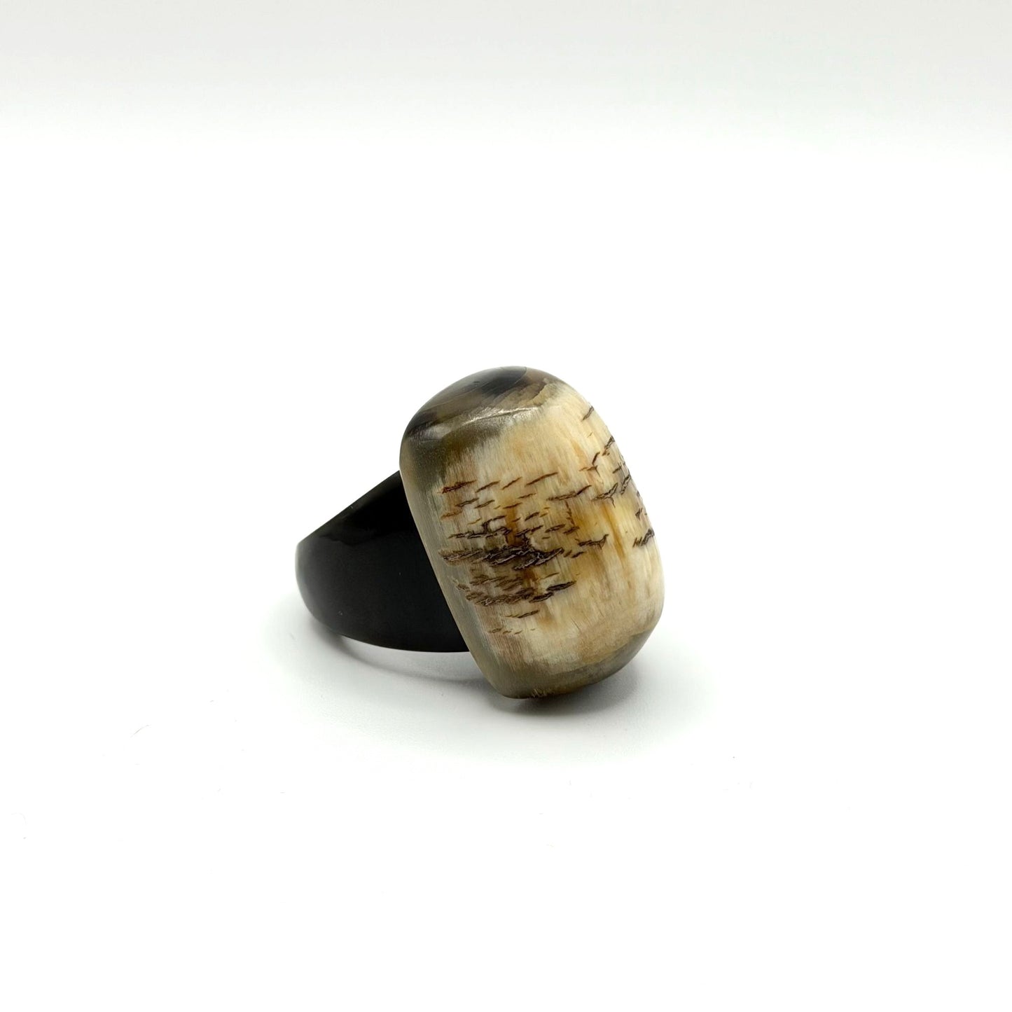 Buffalo Horn Ring Handmade Black & Beige Natural Grain Size 10.5