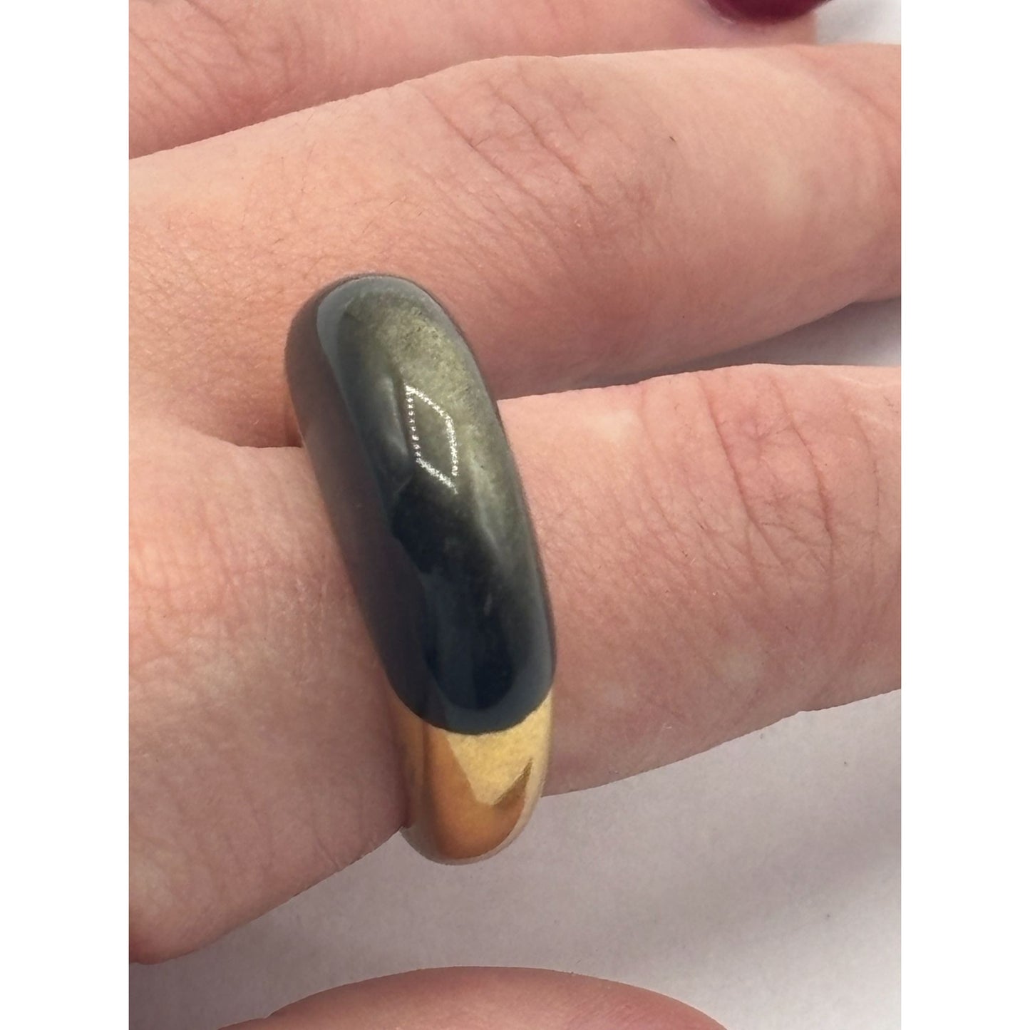 Kendra Scott Black & Gold Statement Ring Size 7.5