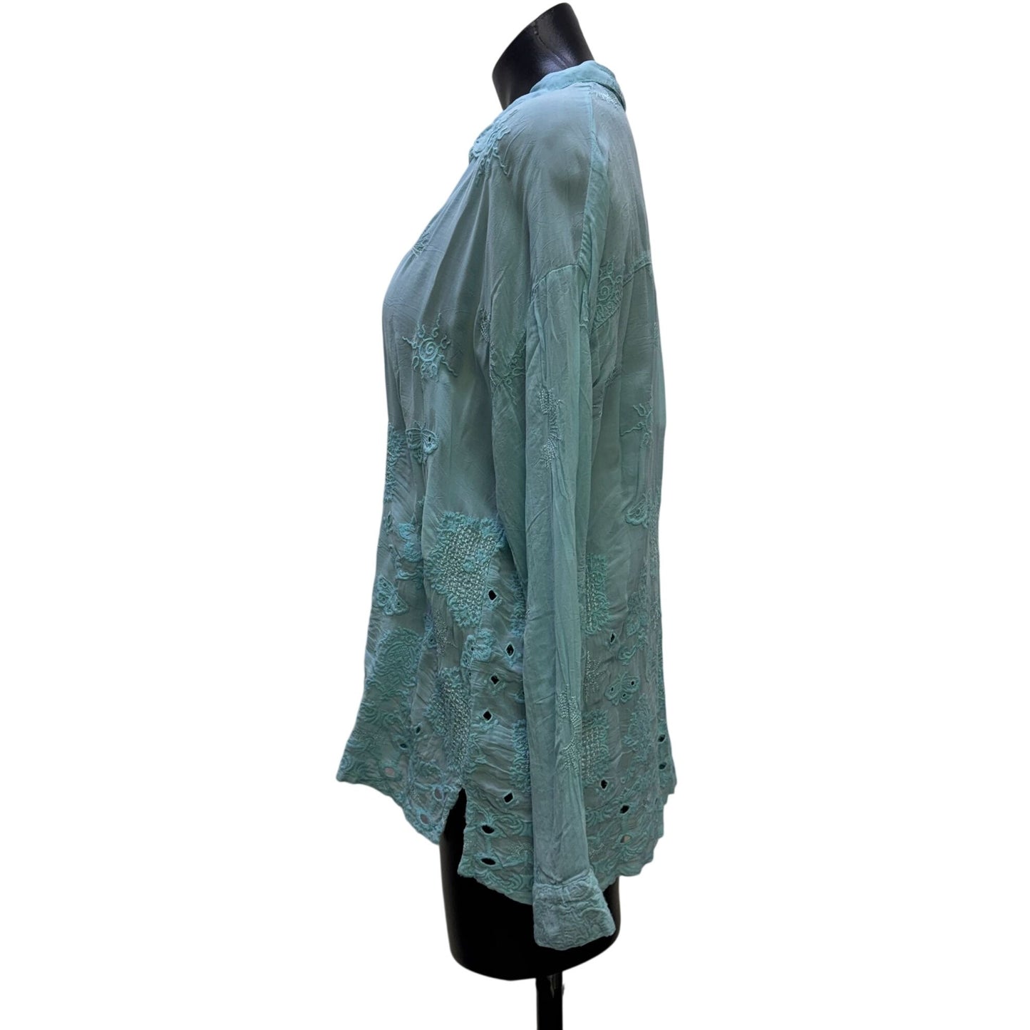 Johnny Was Slim Audrey Button Down Shirt Blue Embroidered Long Sleeve M