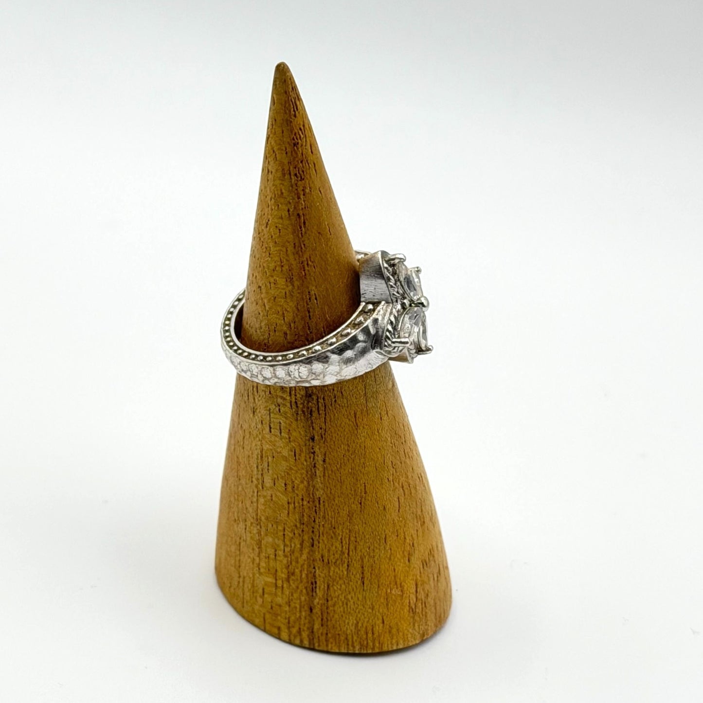925 Silver Marquise - CZ Intricate Floral Design Hammered Band Ring 5.5