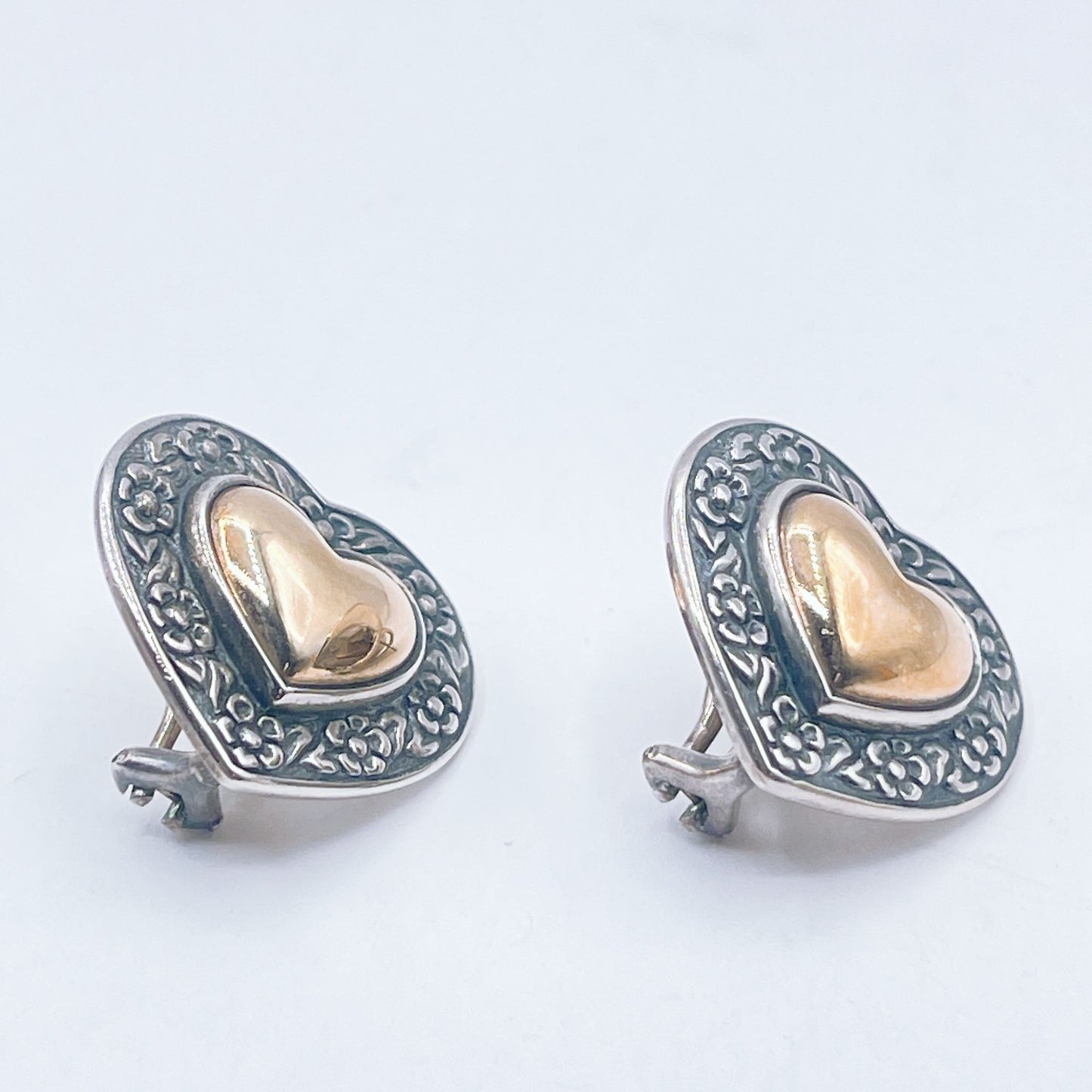 James Avery Vintage Heart-Shaped 925 Sterling Silver 14K Gold Earrings Medium