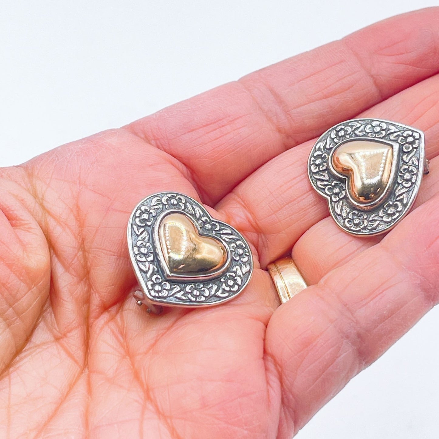 James Avery Vintage Heart-Shaped 925 Sterling Silver 14K Gold Earrings Medium