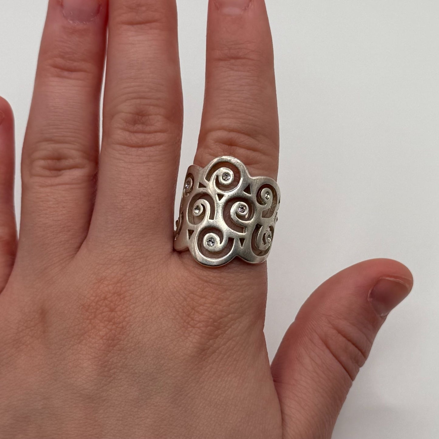 925 Sterling Silver Filigree Swirl Wide Band Ring With CZ Accents Size 7.5