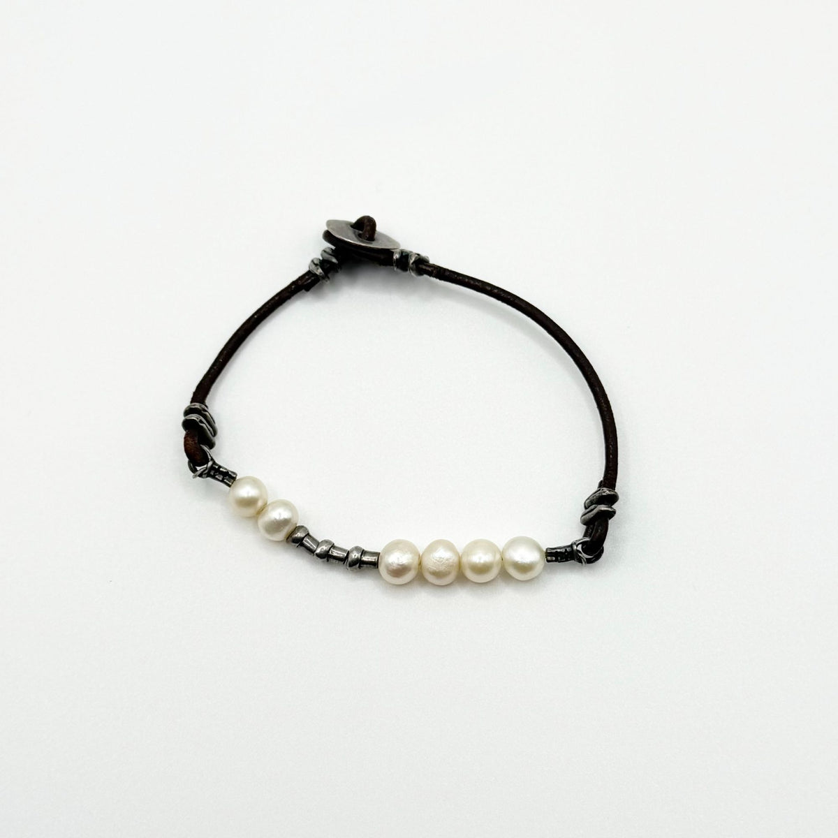 Silpada Israel 925 Sterling Silver & Freshwater Pearls Leather Bracelet