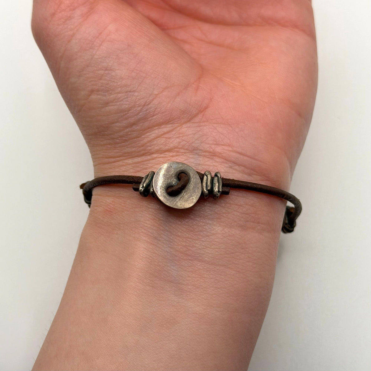 Silpada Israel 925 Sterling Silver & Freshwater Pearls Leather Bracelet