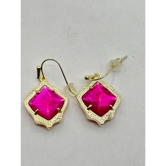 Kendra Scott Gold-Plated Pink Drop Earrings With Faceted Stone