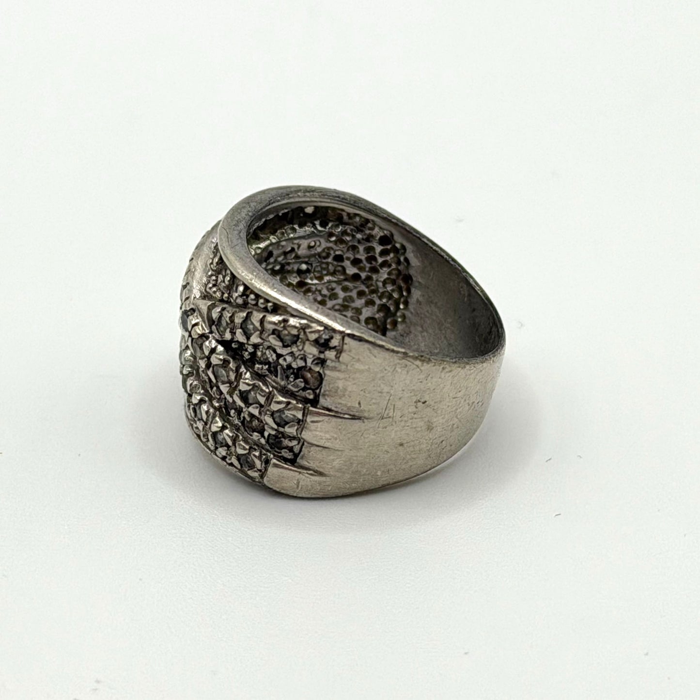 Wide Band 925 Sterling Silver Ring With Intricate Criss-Cross