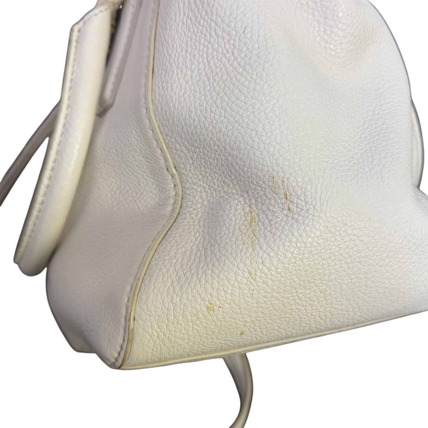 Tory Burch Ivory Leather Shoulder Bag With Gold Chain Strap & Tassel Details