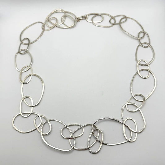 Silpada 925 Sterling Silver Hammered Oval Link Necklace