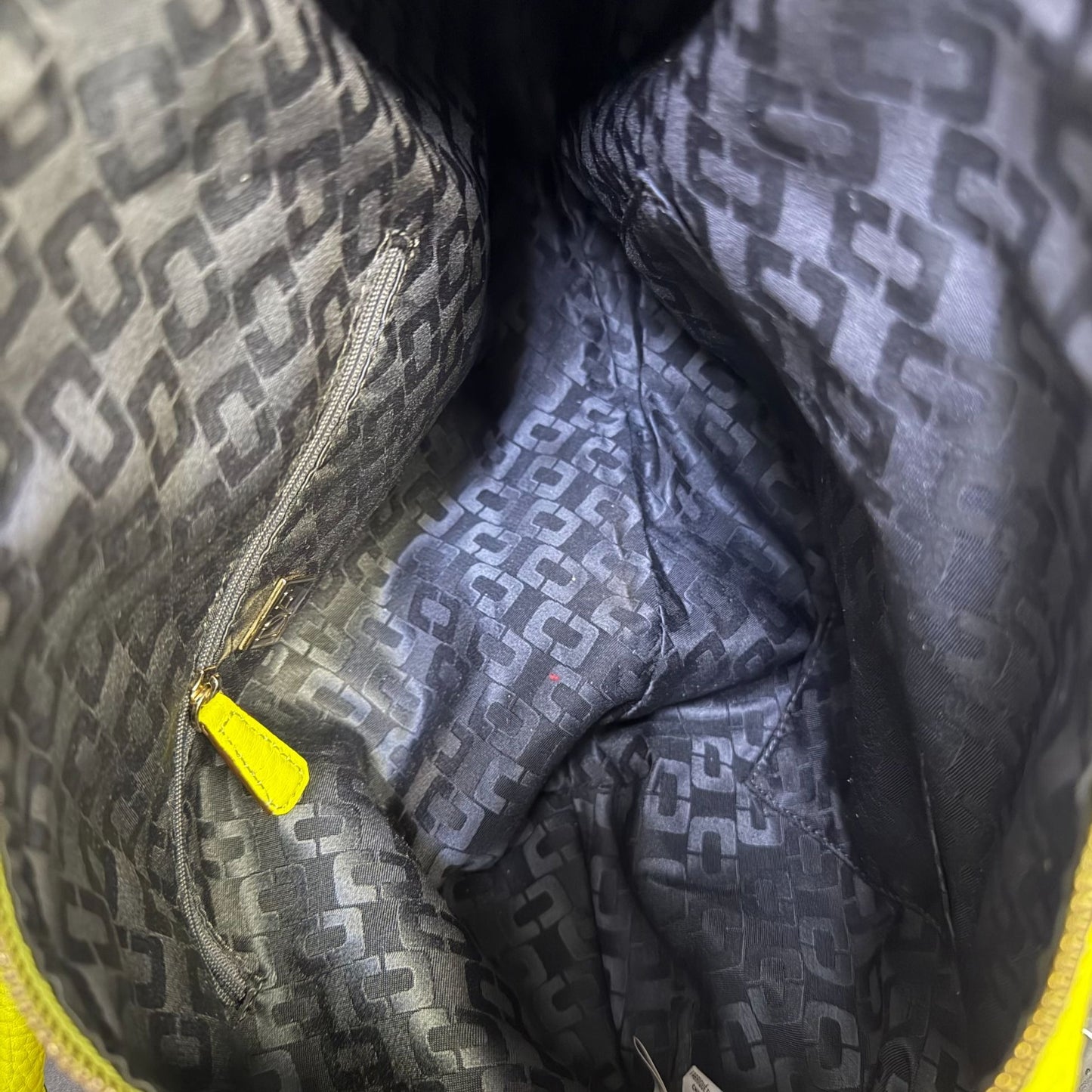 Diane Von Furstenberg Lime Leather Shoulder Bag With Zip Closure