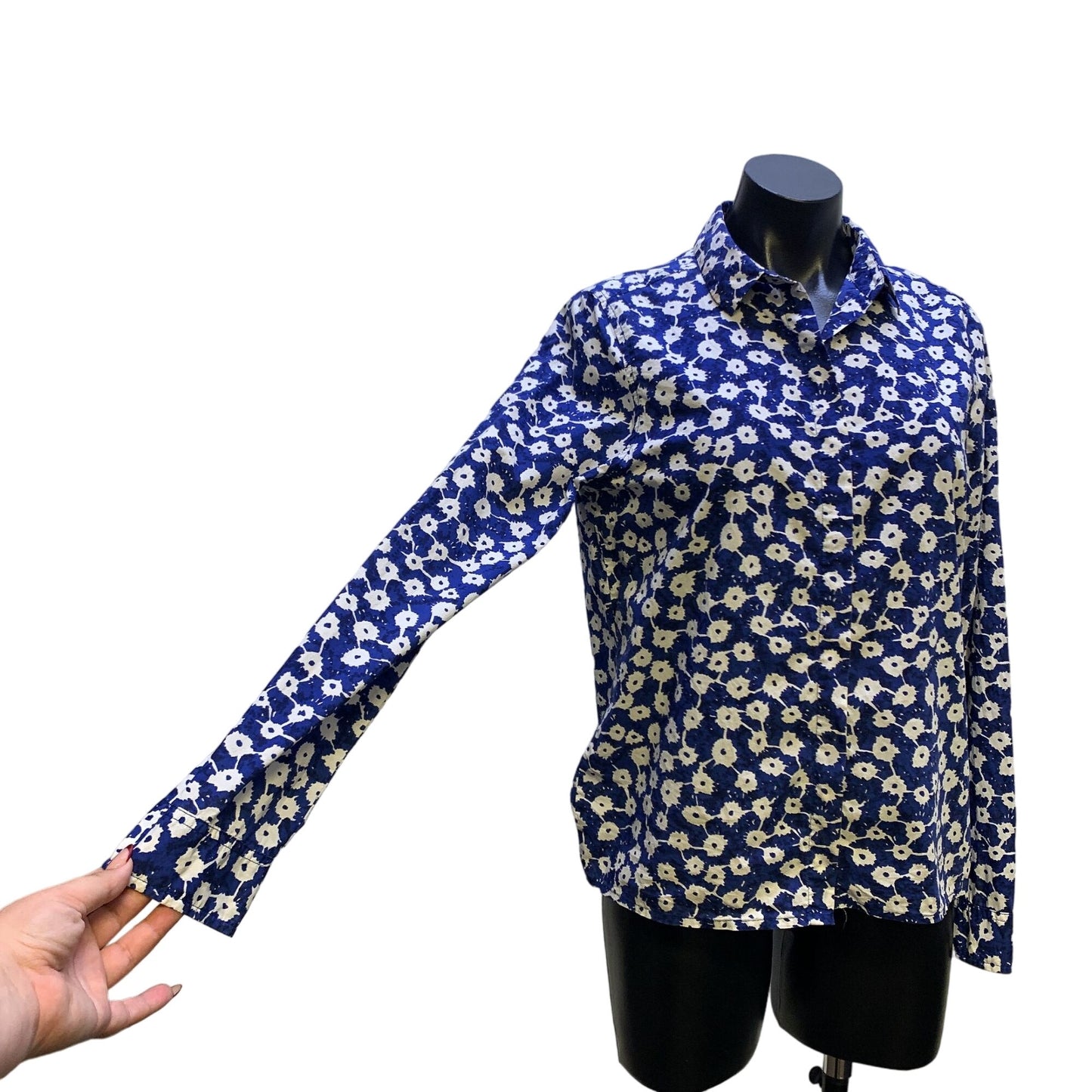 Kate Spade Saturday Blue White Floral Button-Up Shirt Blouse M