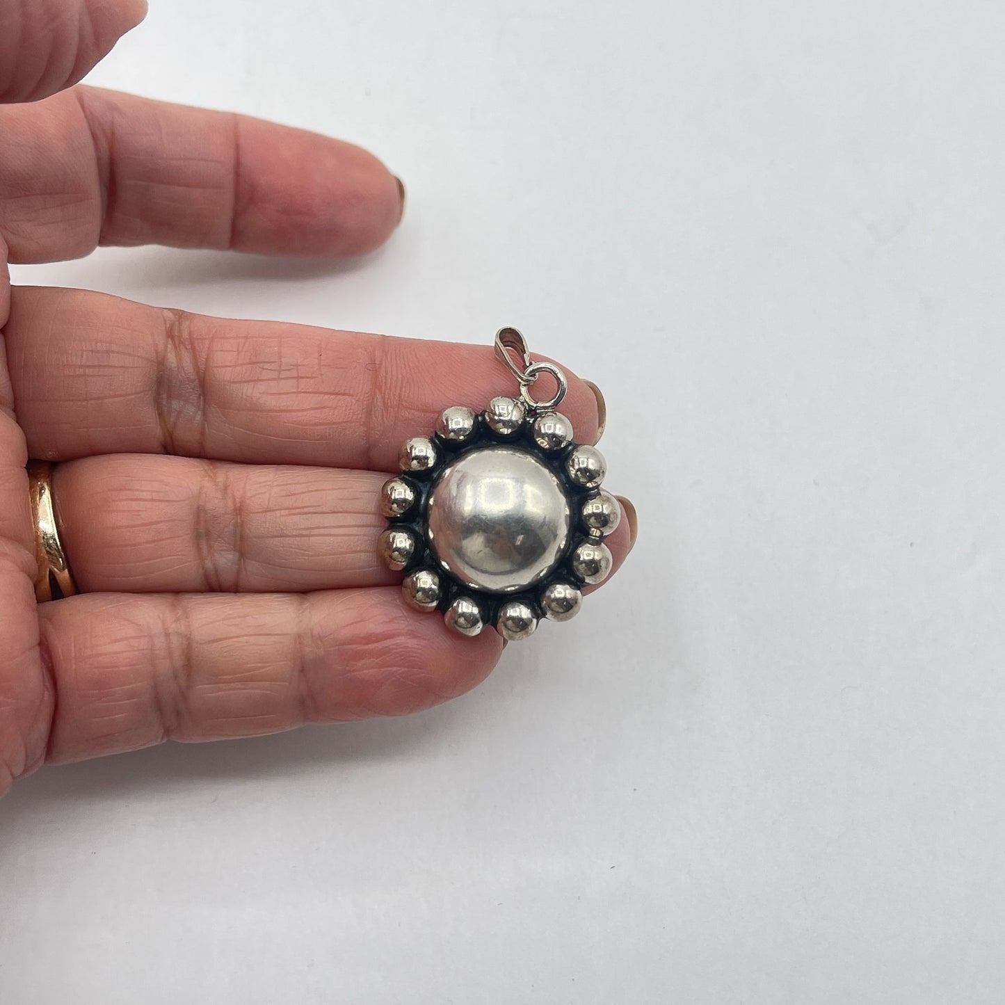 Vintage 925 Sterling Silver Round Pendant With Beaded Edge