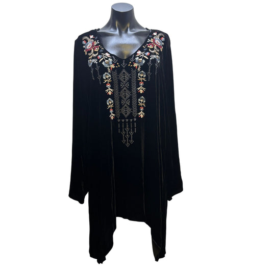 Johnny Was Black Velvet Tunic With Embroidered Detail XL