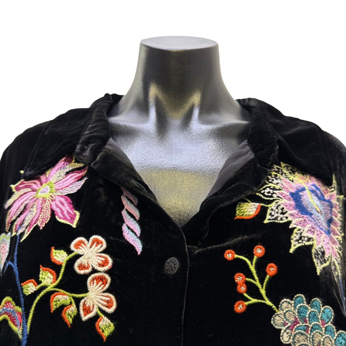 Johnny Was Black Velvet Floral Embroidered Button-Down Blouse 1X