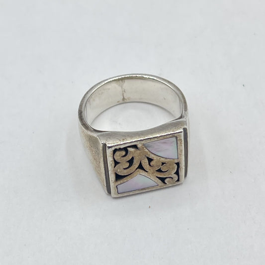 Vintage 925 Sterling Silver Ring With Mother Of Pearl Inlay & Ornate Design size 8.25