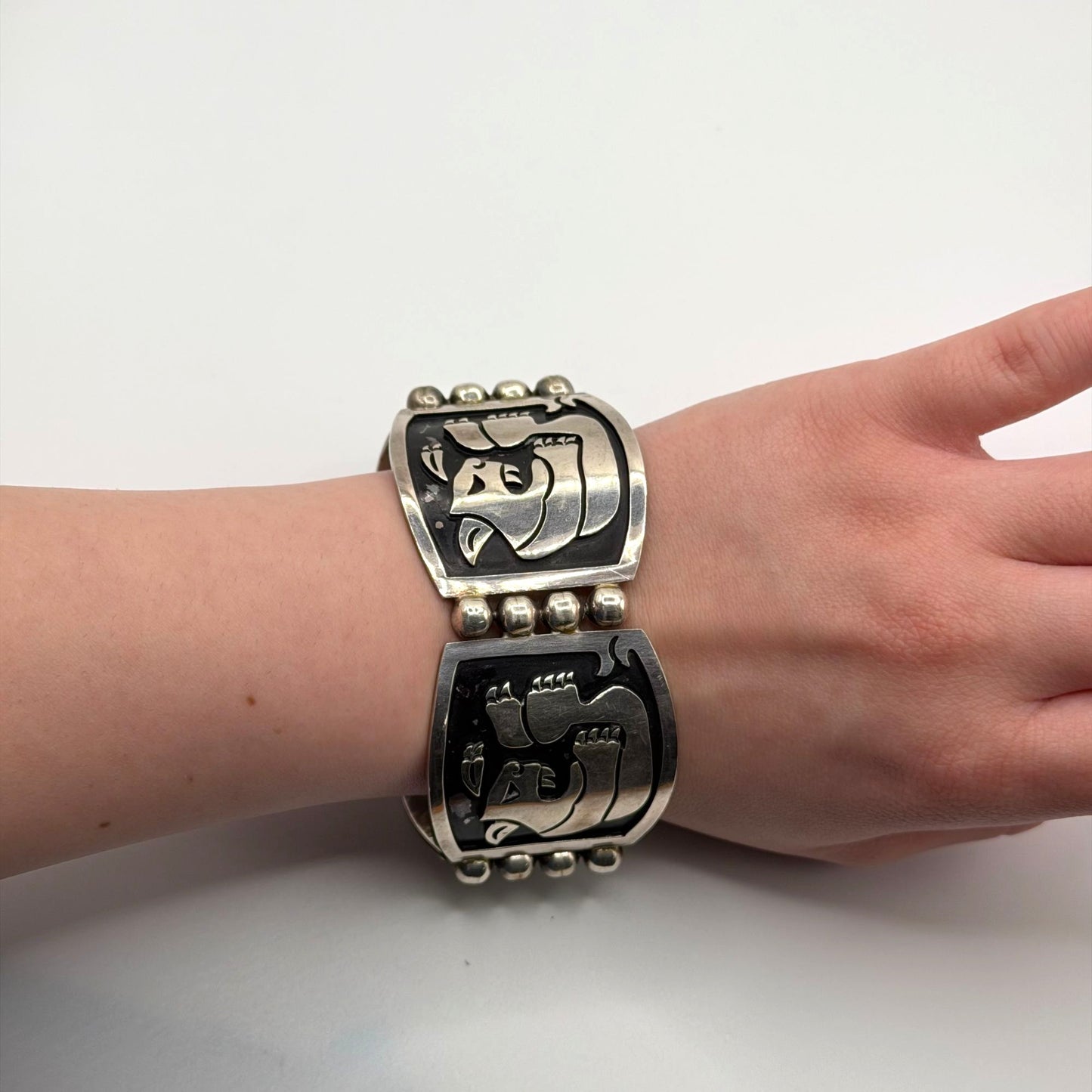 Taxco Vintage Sterling Silver Bracelet With Inlaid Tribal Jaguar Design