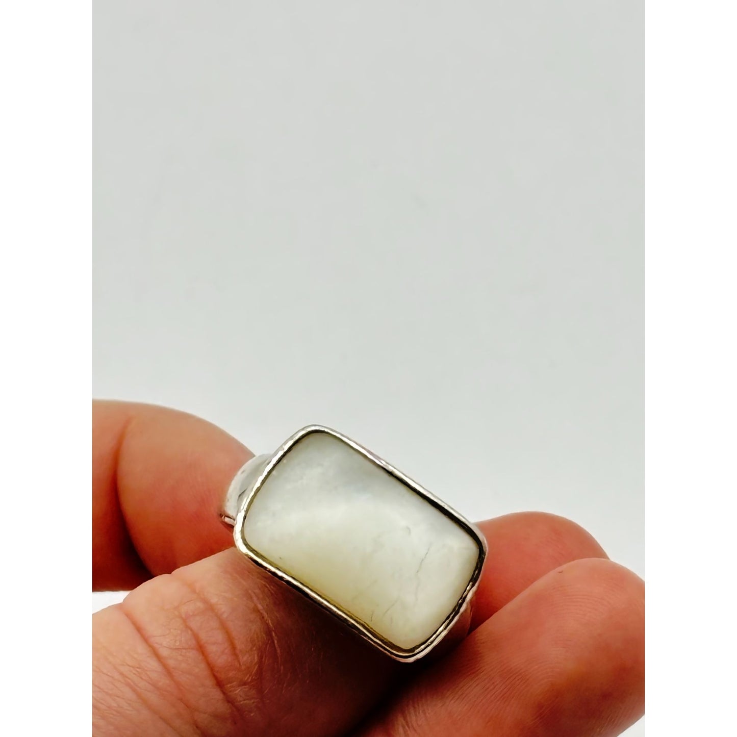 Vintage Sterling Silver 925 Mother Of Pearl Statement Ring 7