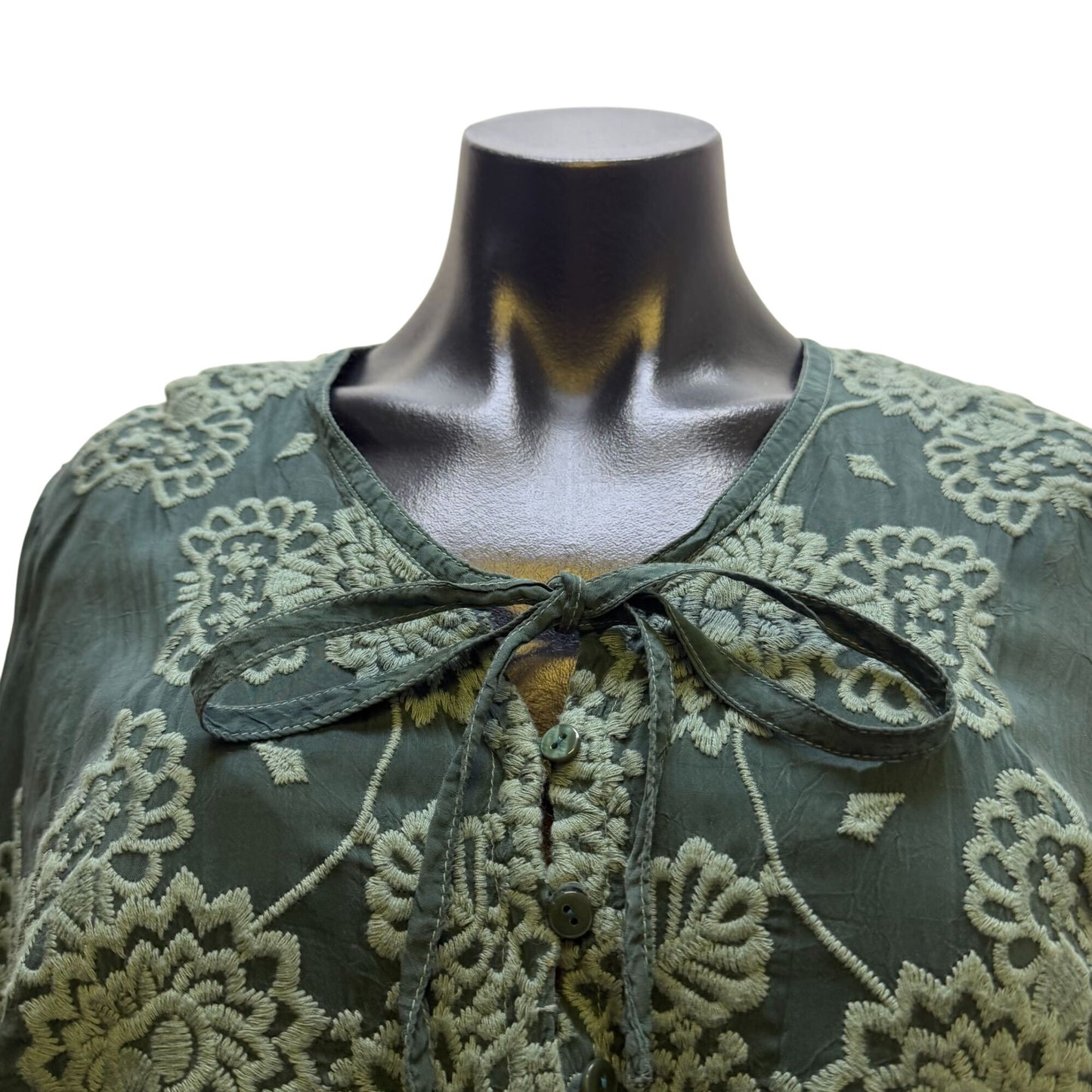 Johnny Was Green Embroidered Long Sleeve Silk Tunic Top Size L