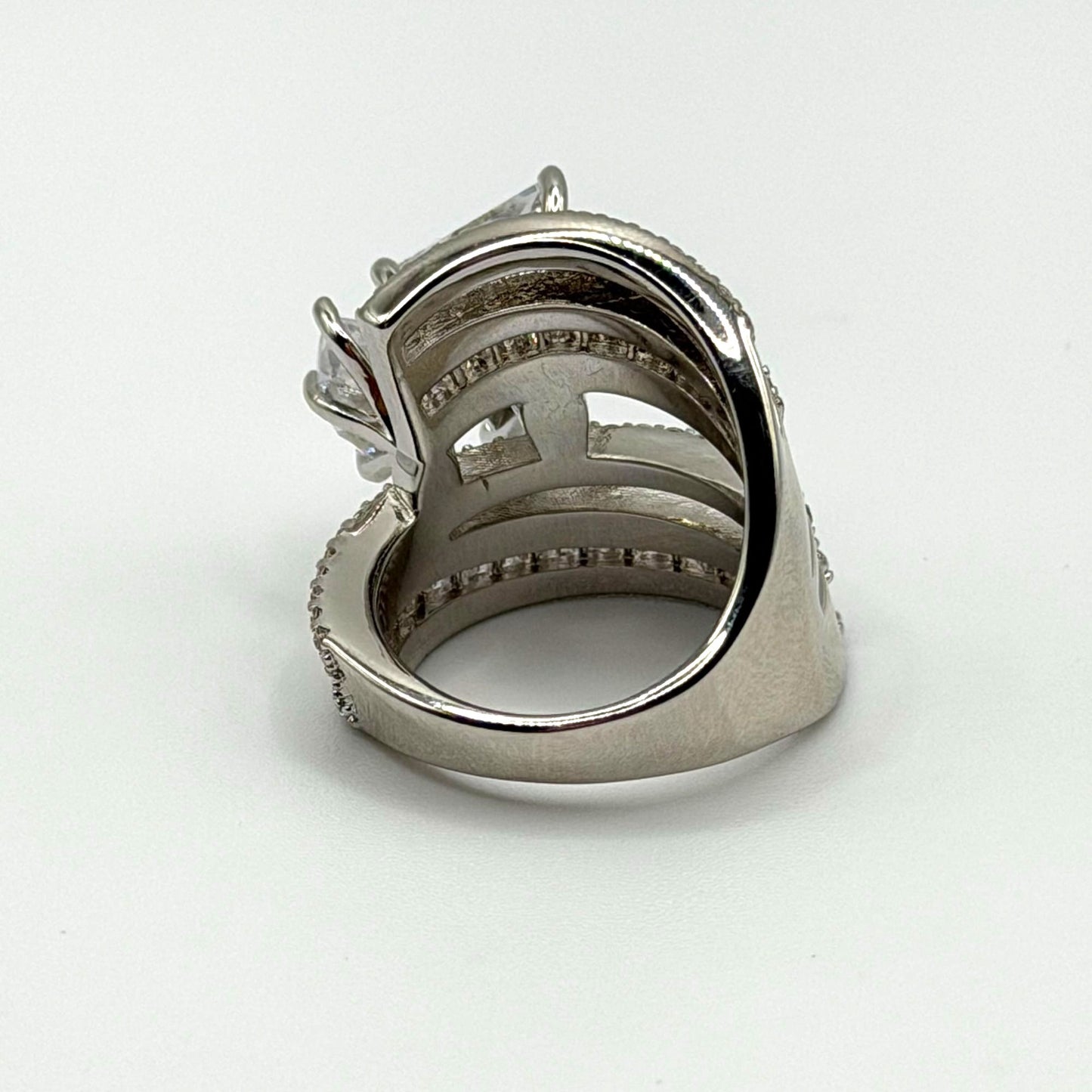 Jzora Multi-Stone Wide Band Silver-Tone Ring Size 5.5