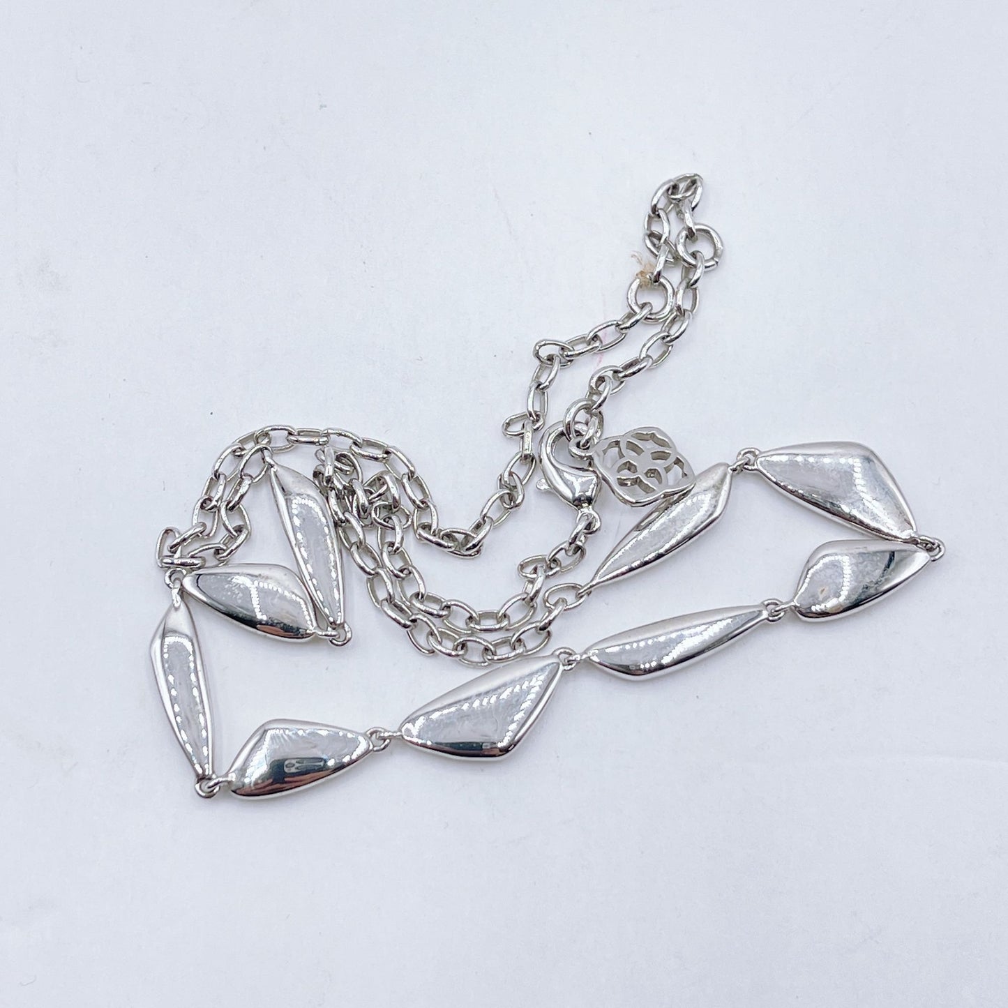 Kendra Scott Silver Link Chain Necklace Geometric Shaped Details