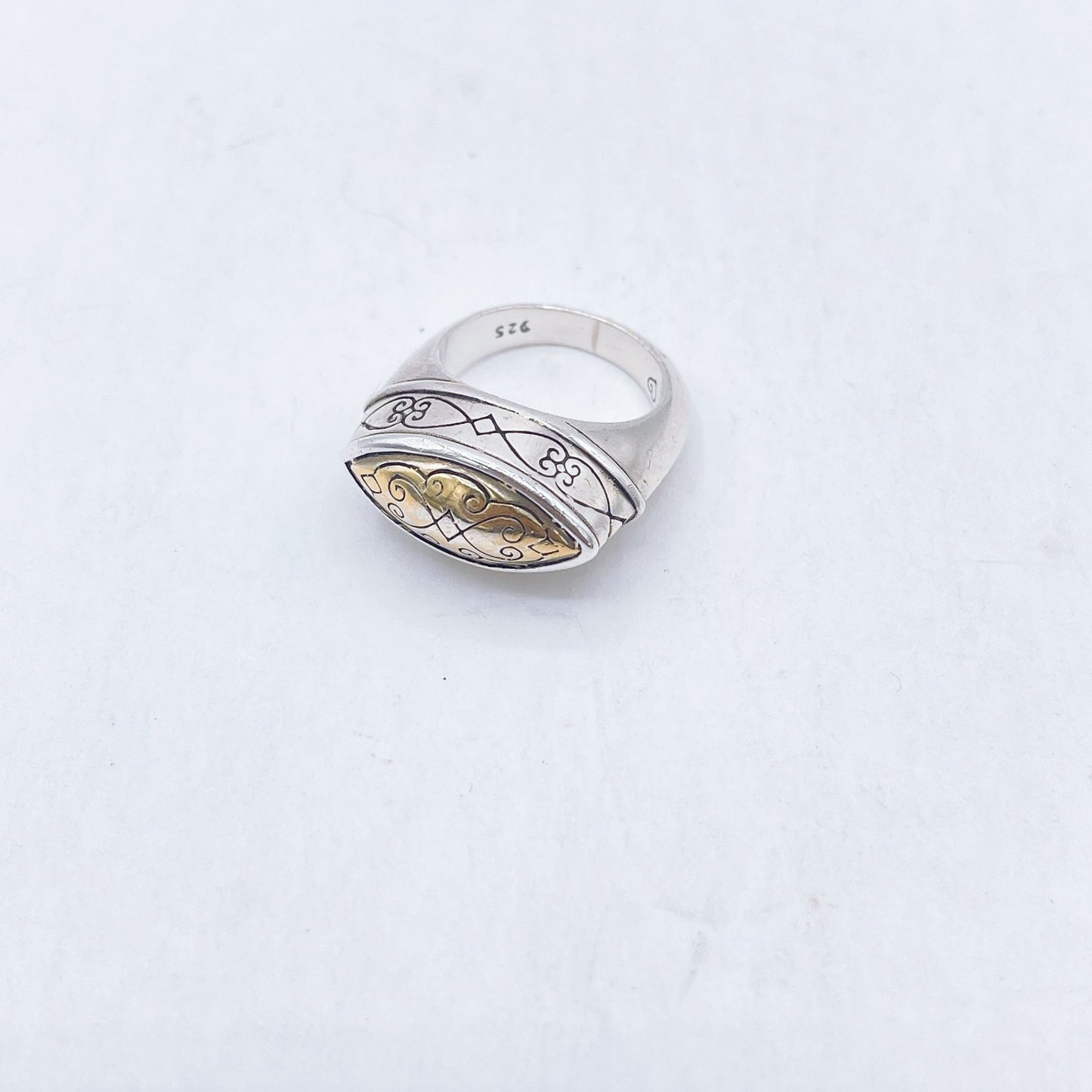 Brighton 925 & Gold Vintage Rare Find Ring - Size 6.5