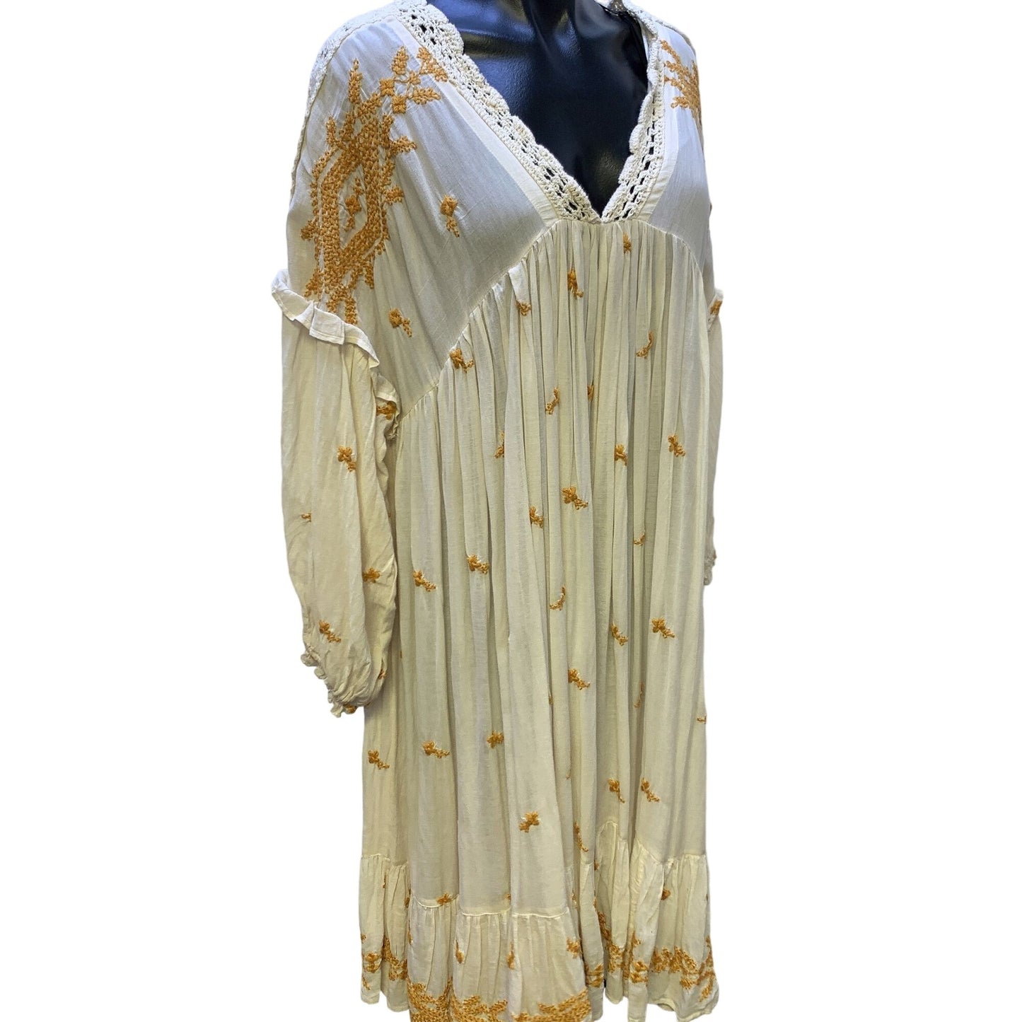 *Free People Ivory & Gold Embroidered Dress X-Small