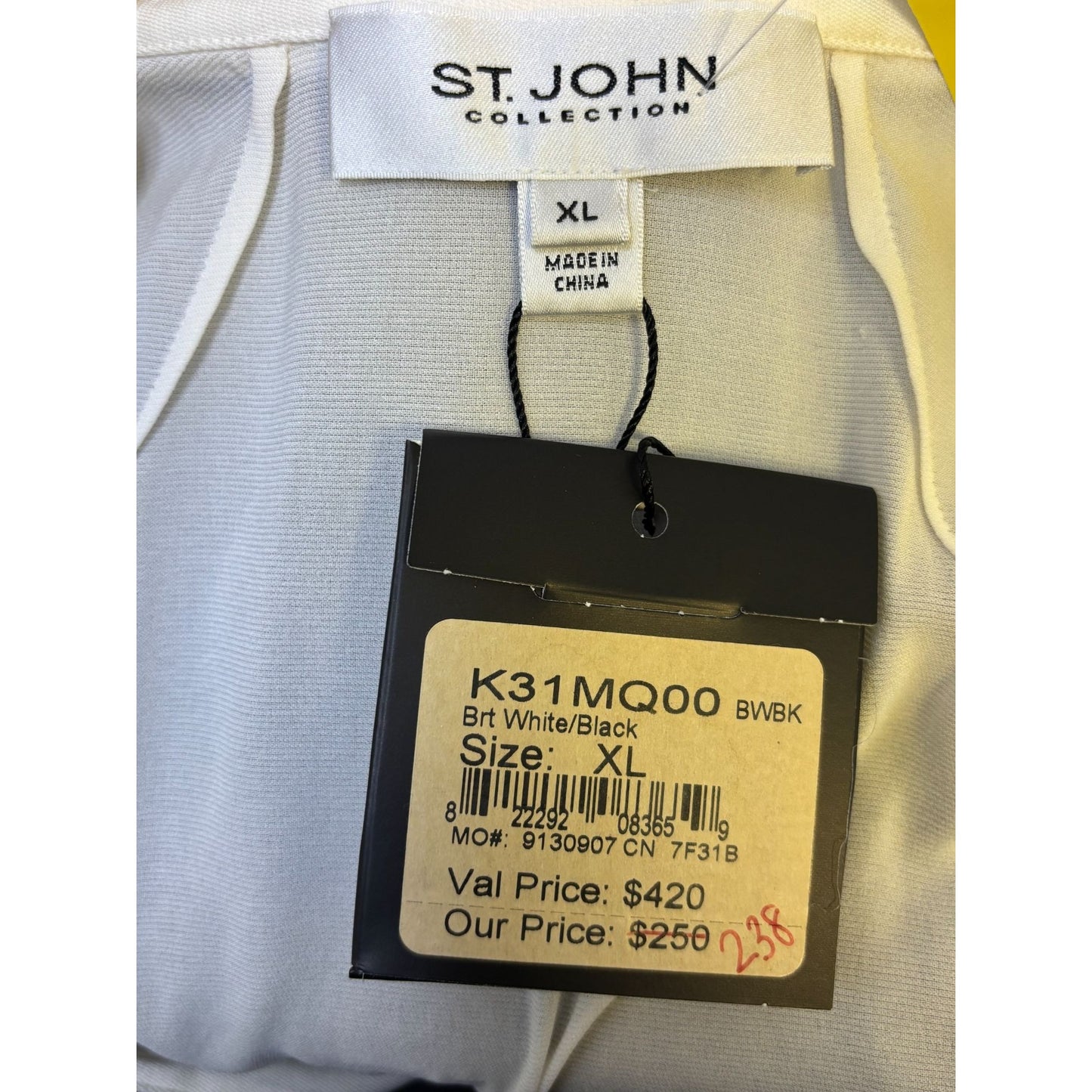 NWT Sleeveless St. John Collection Button-Down Blouse XL