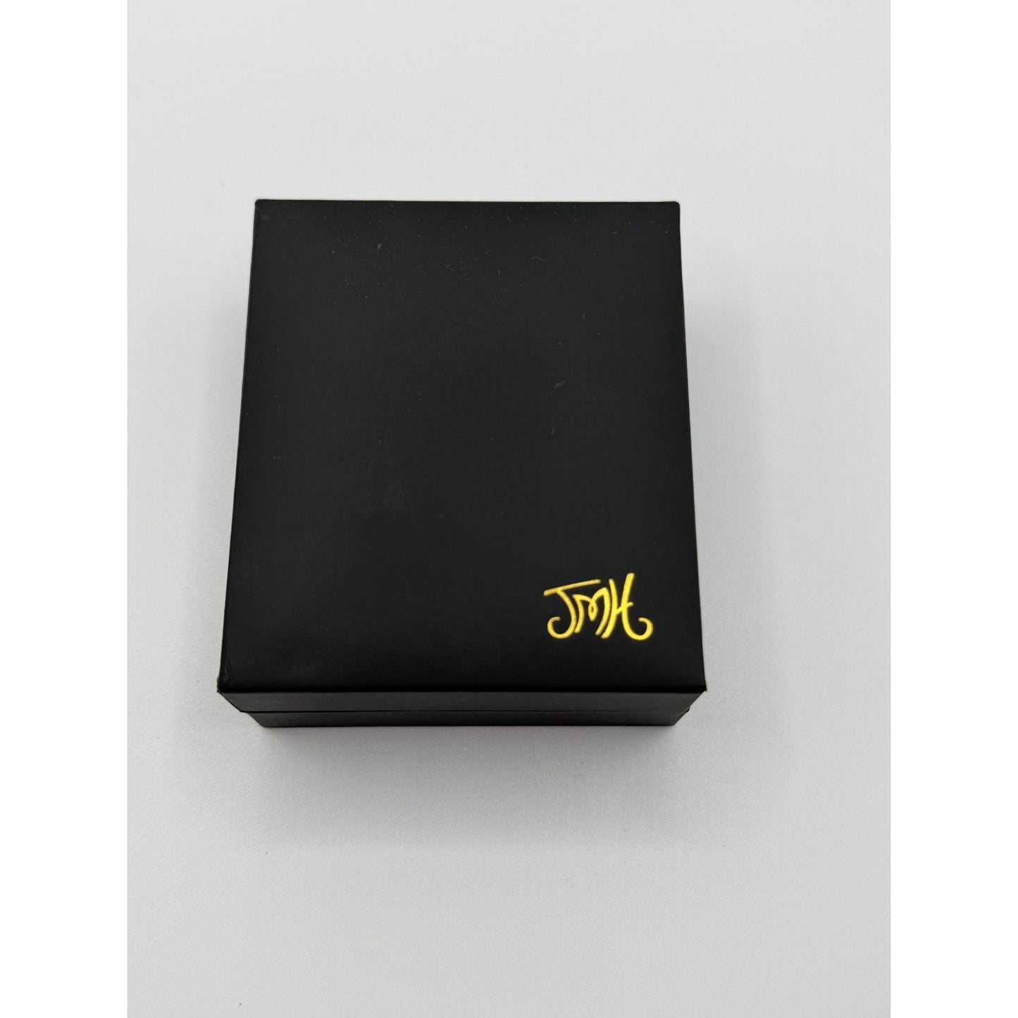 JMH Jewellery Sterling Silver Necklace Green Gemstone Pendant Shamrock Detail Made in Ireland