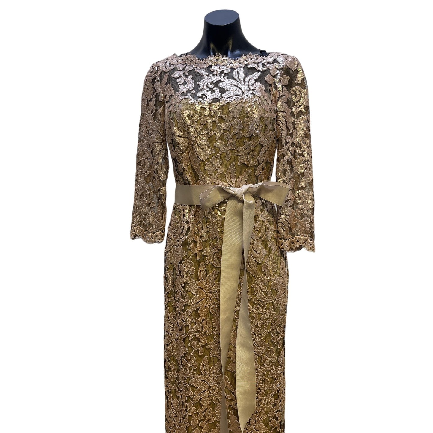 Tadashi Shoji Women's Lace Gown With Ribbon Belt Size 6