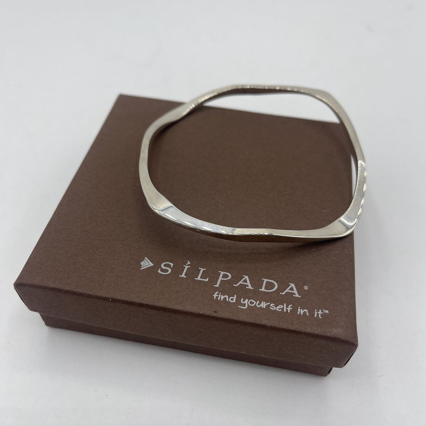 Silpada 925 Sterling Silver Hammered Bangle Bracelet For Women Square Shape Minimalist Jewelry