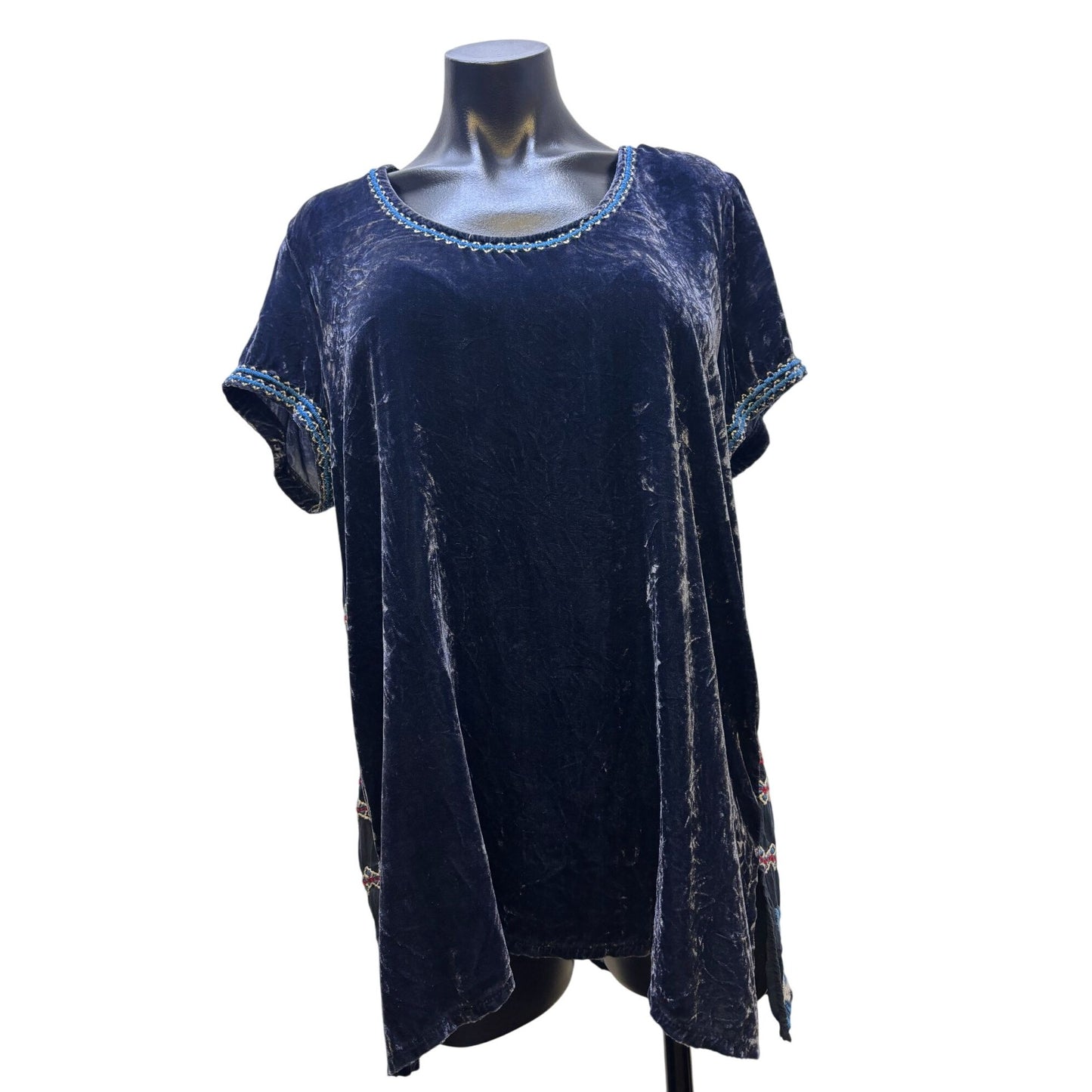 Johnny Was Blue Velvet Embroidered Pullover Tunic Top M