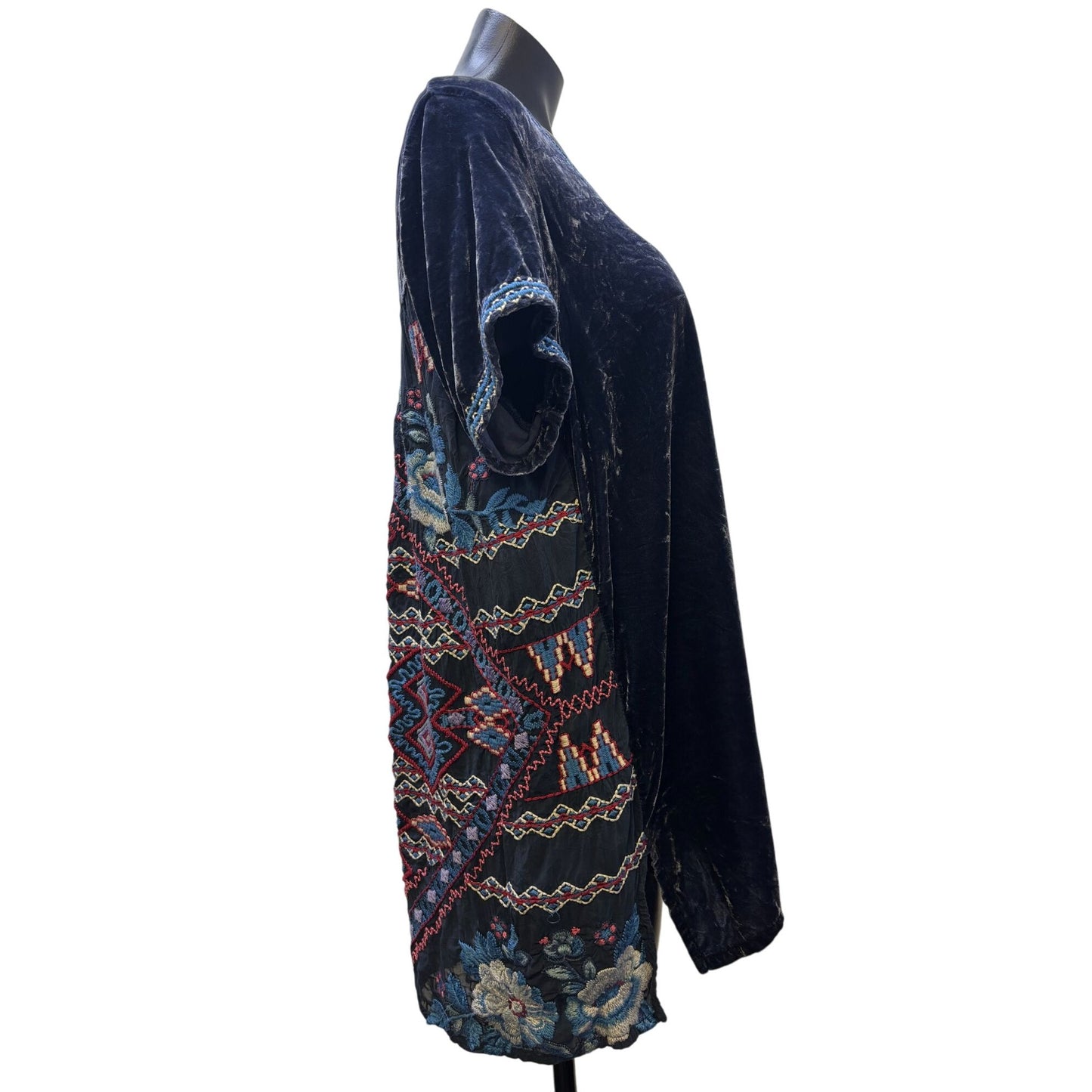Johnny Was Blue Velvet Embroidered Pullover Tunic Top M