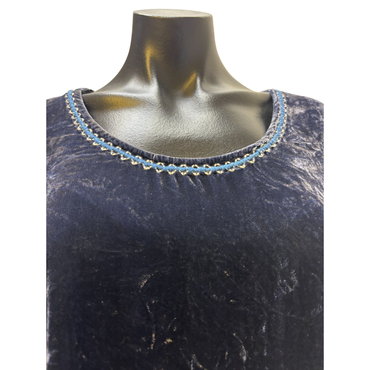 Johnny Was Blue Velvet Embroidered Pullover Tunic Top M