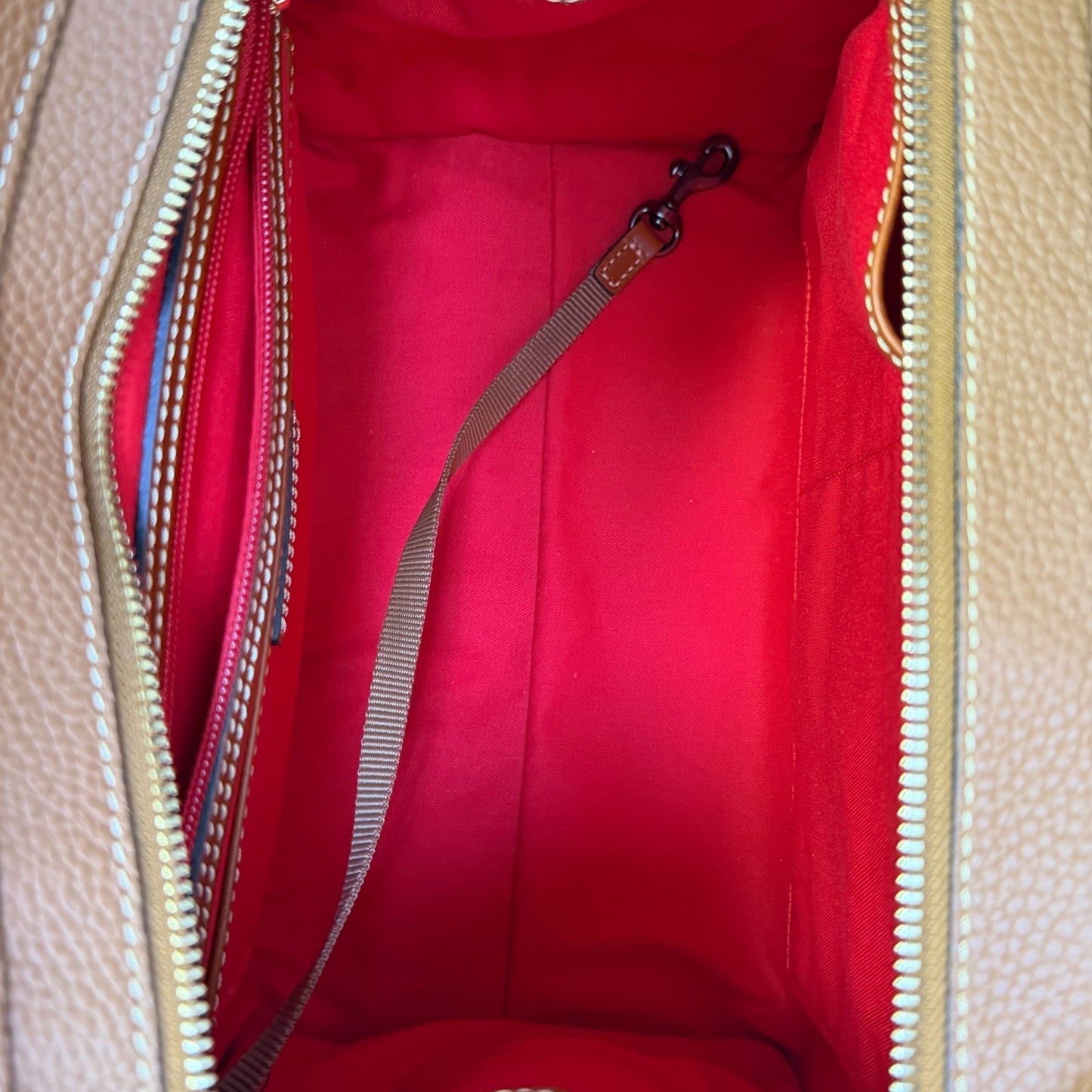 Dooney & Bourke Pebble Grain Leather Tan Handbag With Adjustable Strap
