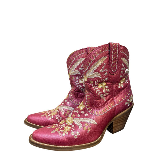Dingo Embroidered Pink Ankle Western Boots Size 10