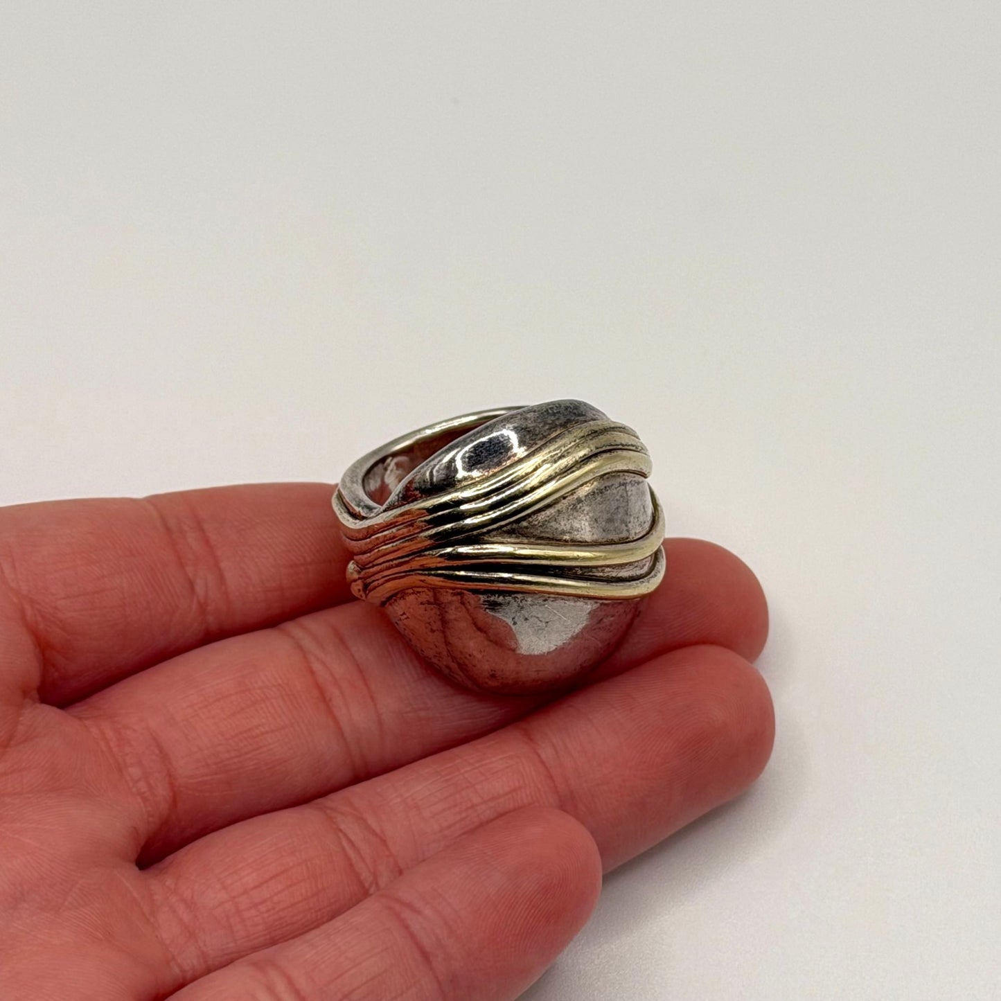 Sterling Silver Two-Tone Ring Signed JE 925 Size 8.5