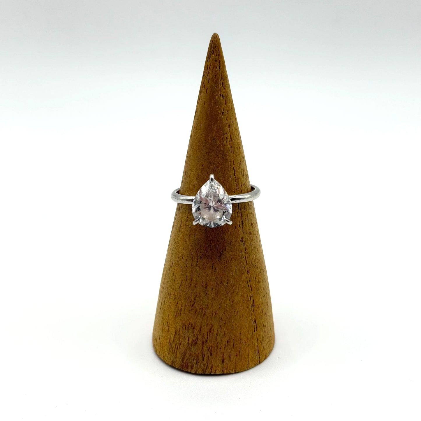 925 Sterling Silver Ring With Pear-Cut Clear Stone Modern Gents Size 6