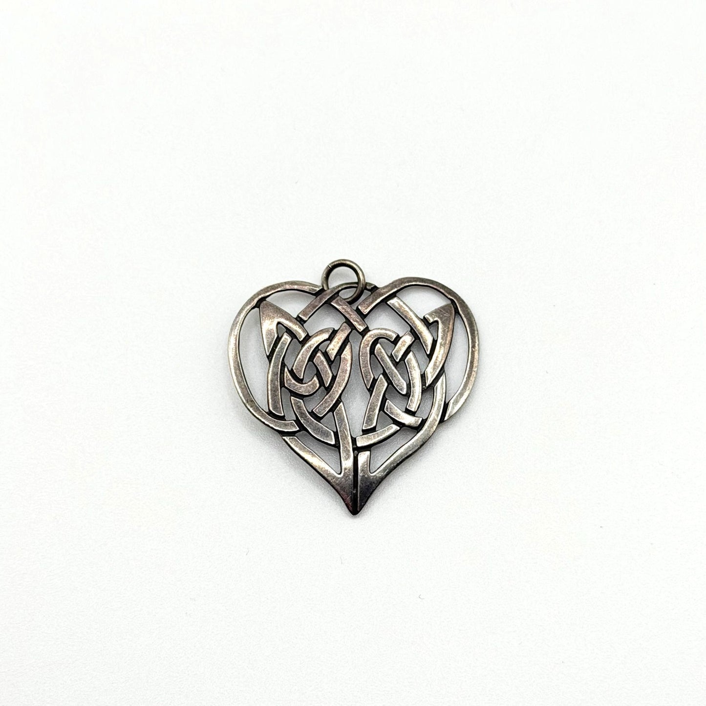 925 Sterling Silver Celtic Heart Pendant