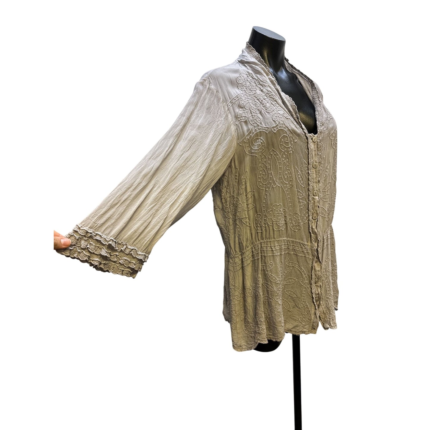 Johnny Was Beige Long-Sleeve Button-Down Tunic Top With Ruffled Cuffs & Textured Detail Size L