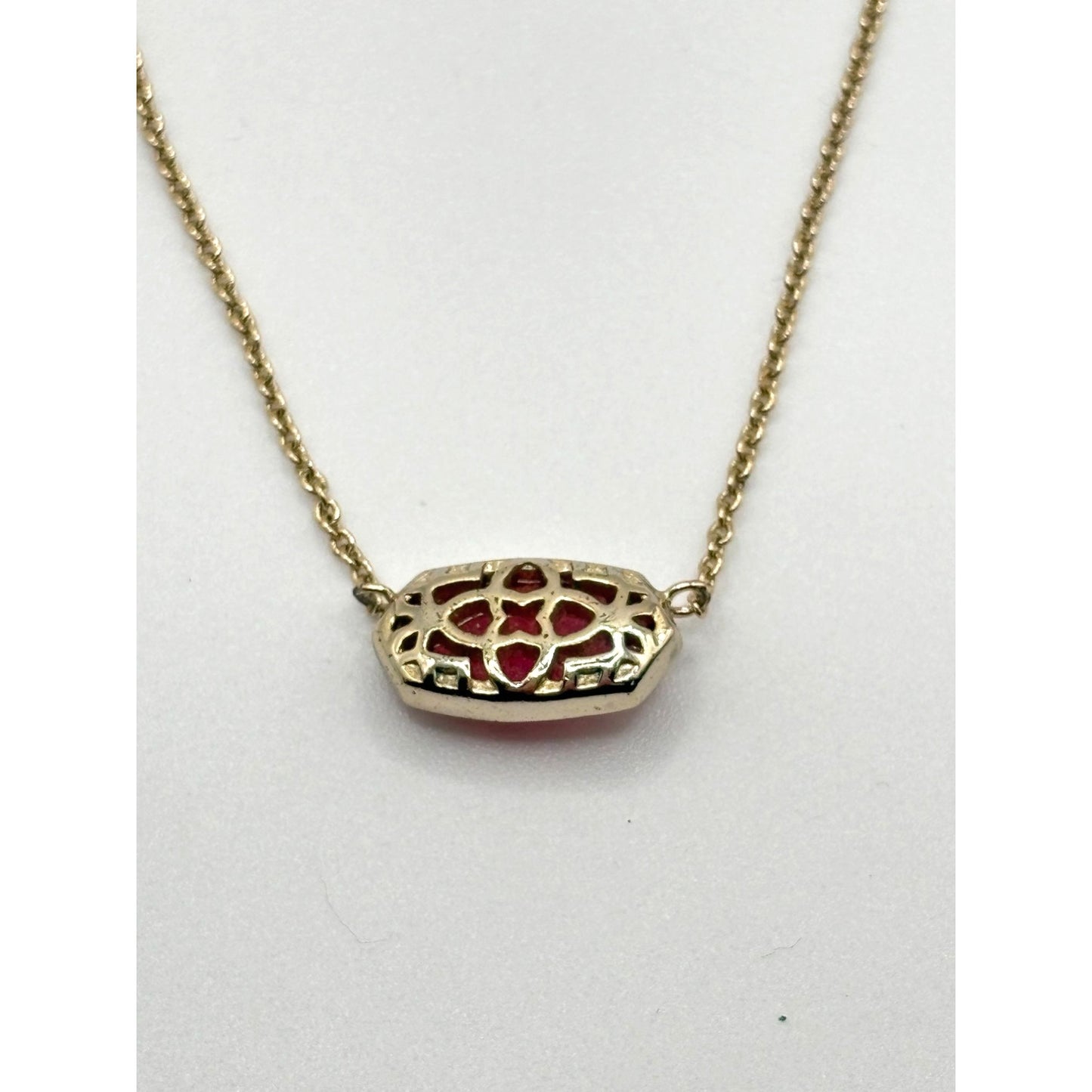 Kendra Scott Gold Necklace With Bright Pink Oval Crystal Pendant