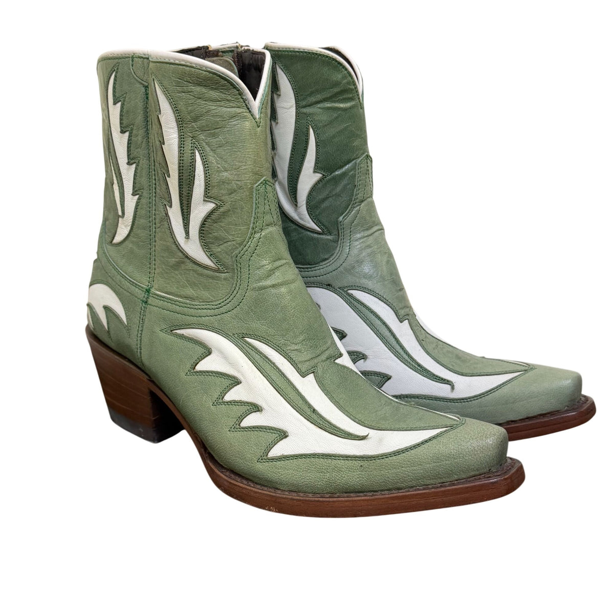 NWOT Azulado Green & White Leather Western Ankle Boots 8