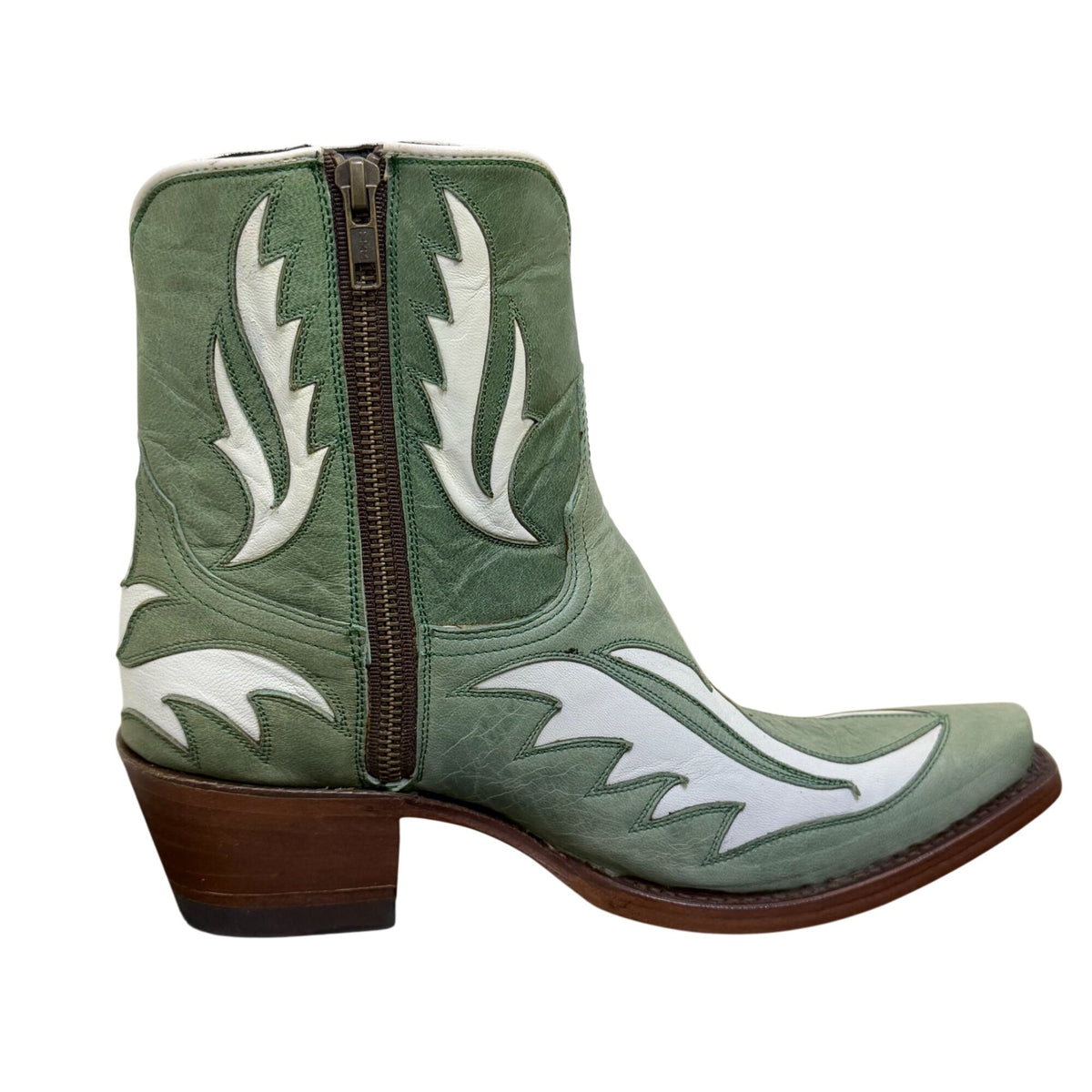 NWOT Azulado Green & White Leather Western Ankle Boots 8