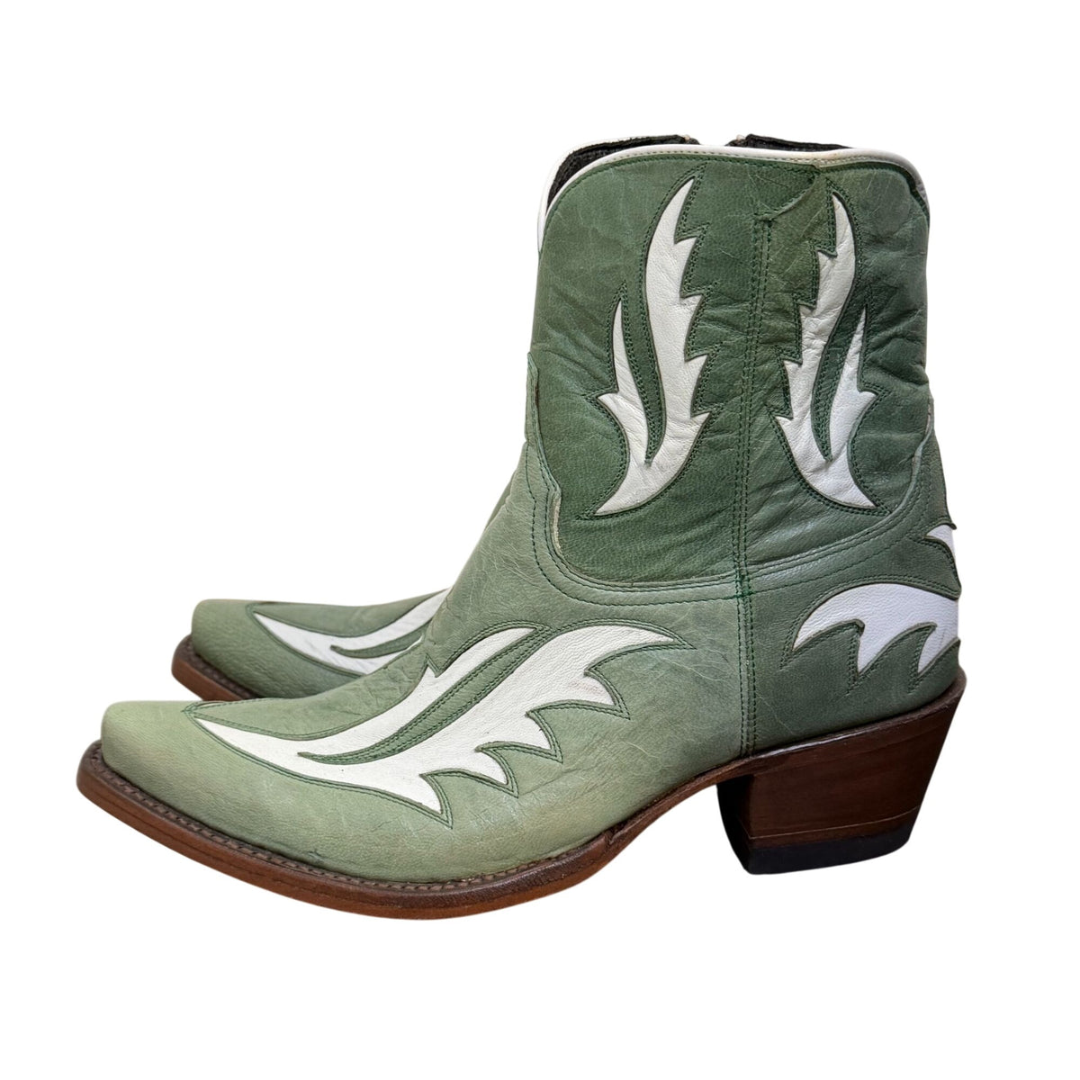 NWOT Azulado Green & White Leather Western Ankle Boots 8